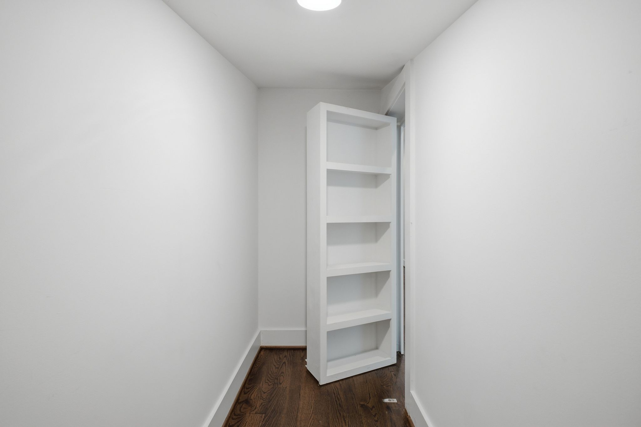 557A Hamilton Ave
