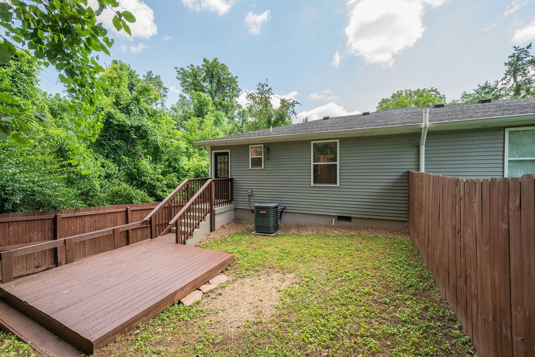 2322 Hidden Terrace Ct