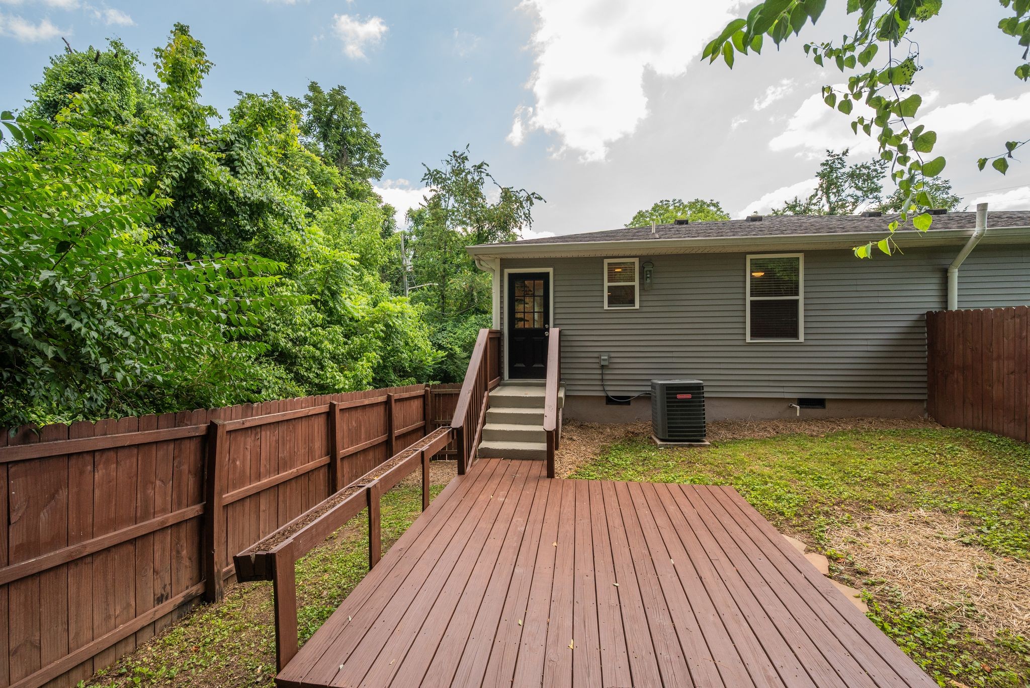 2322 Hidden Terrace Ct