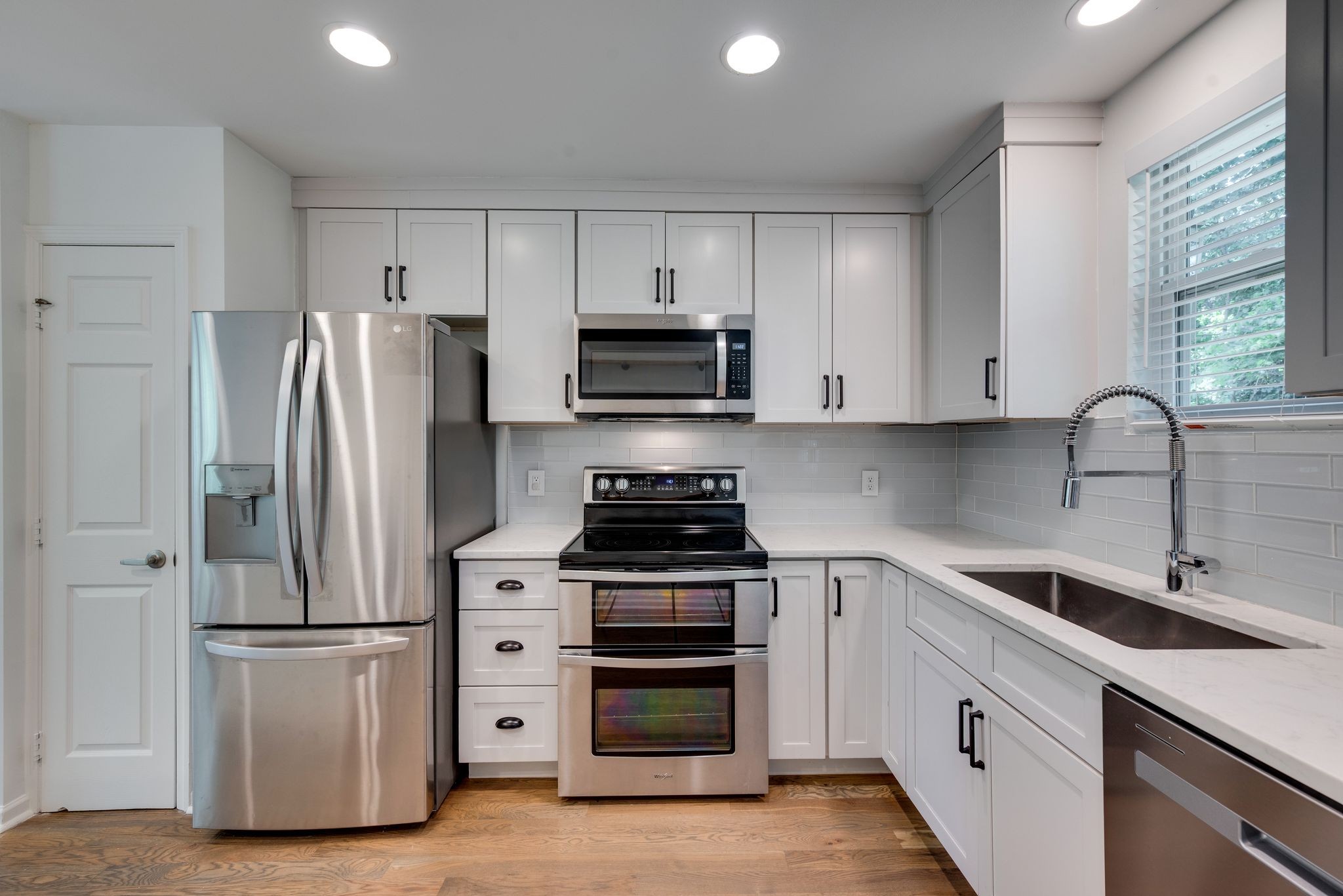 2322 Hidden Terrace Ct