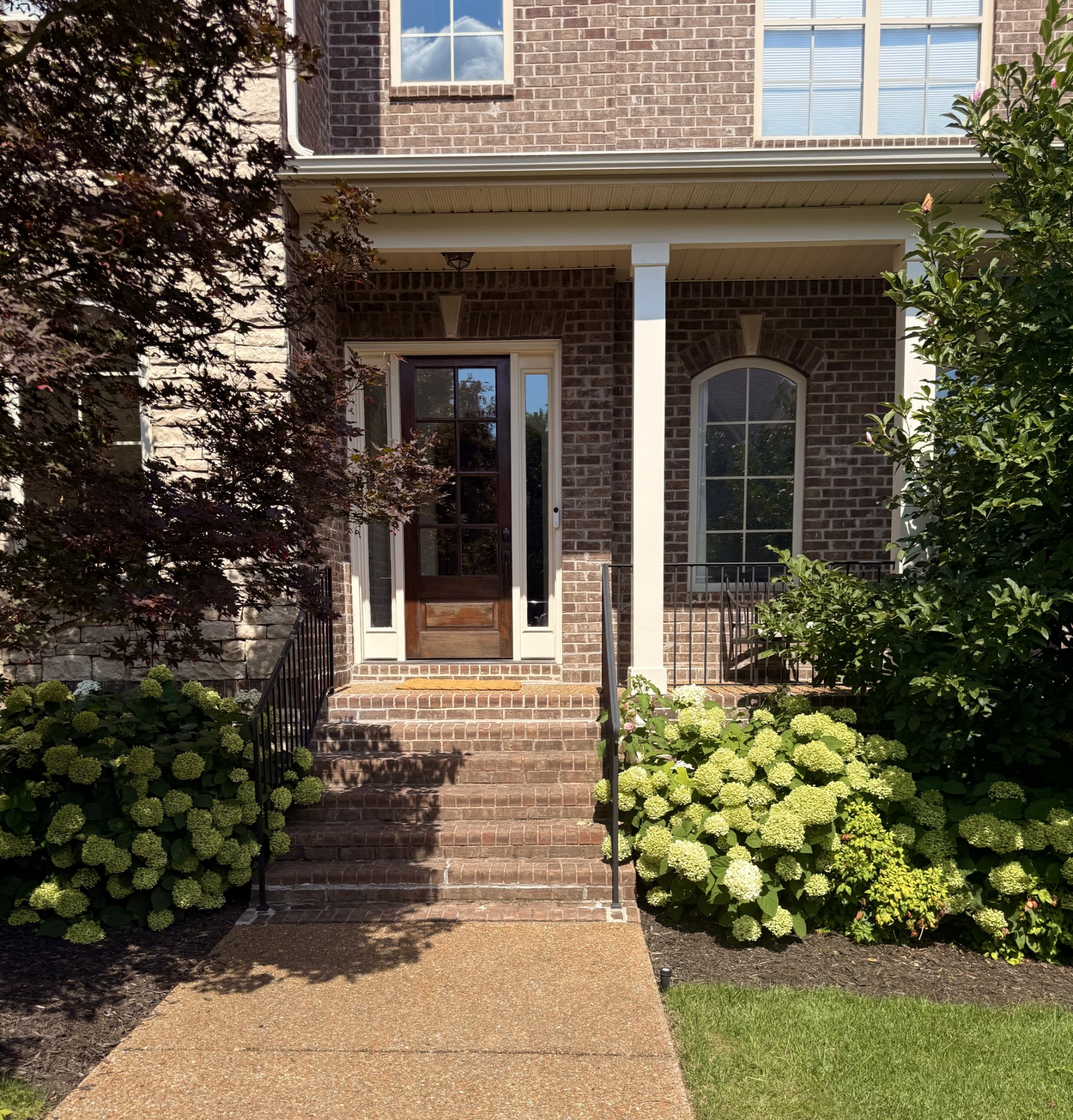 548 Summit Oaks Ct