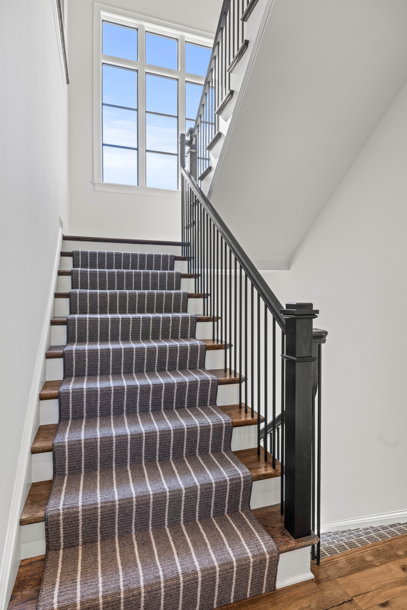 821 Windstone Blvd