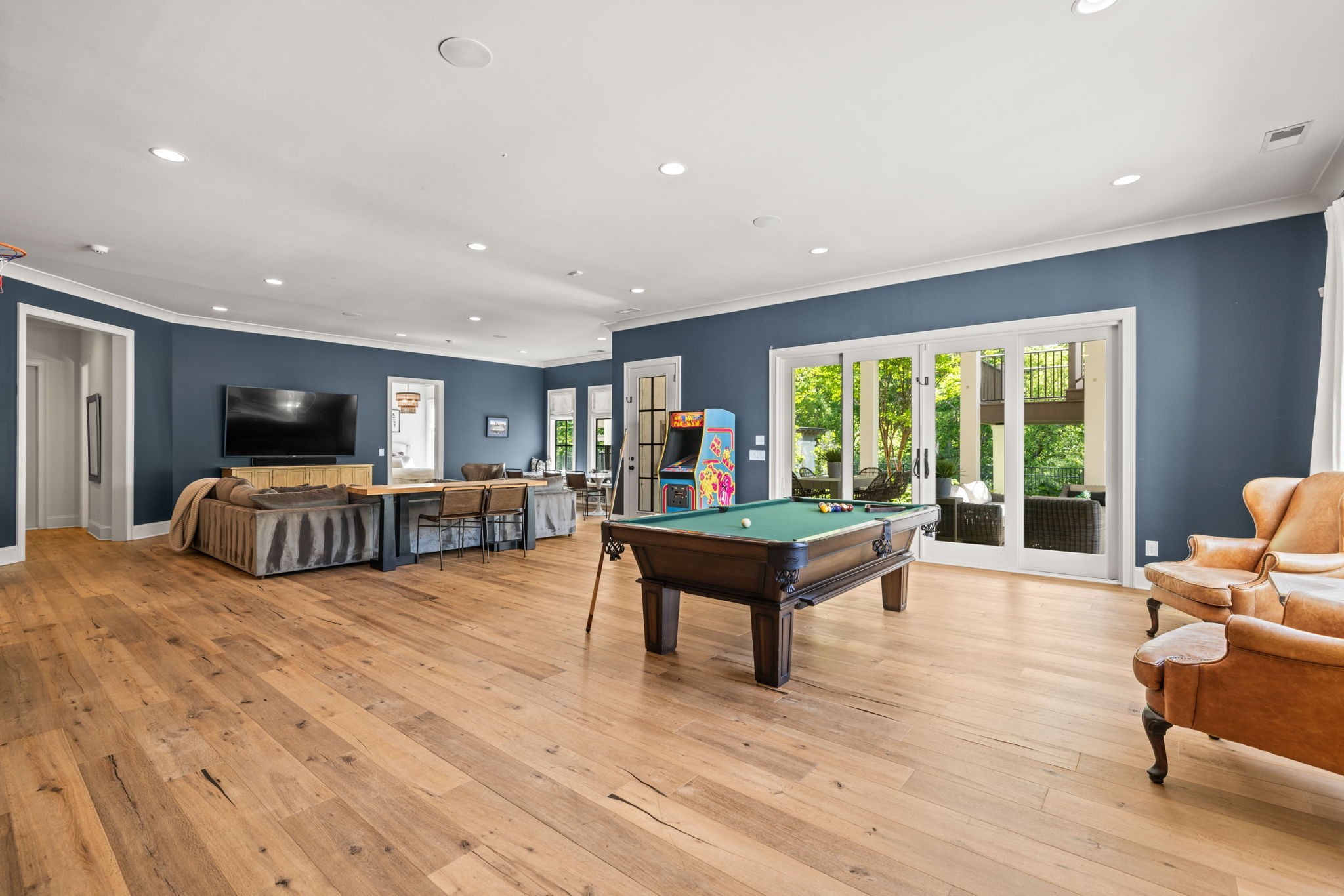 821 Windstone Blvd