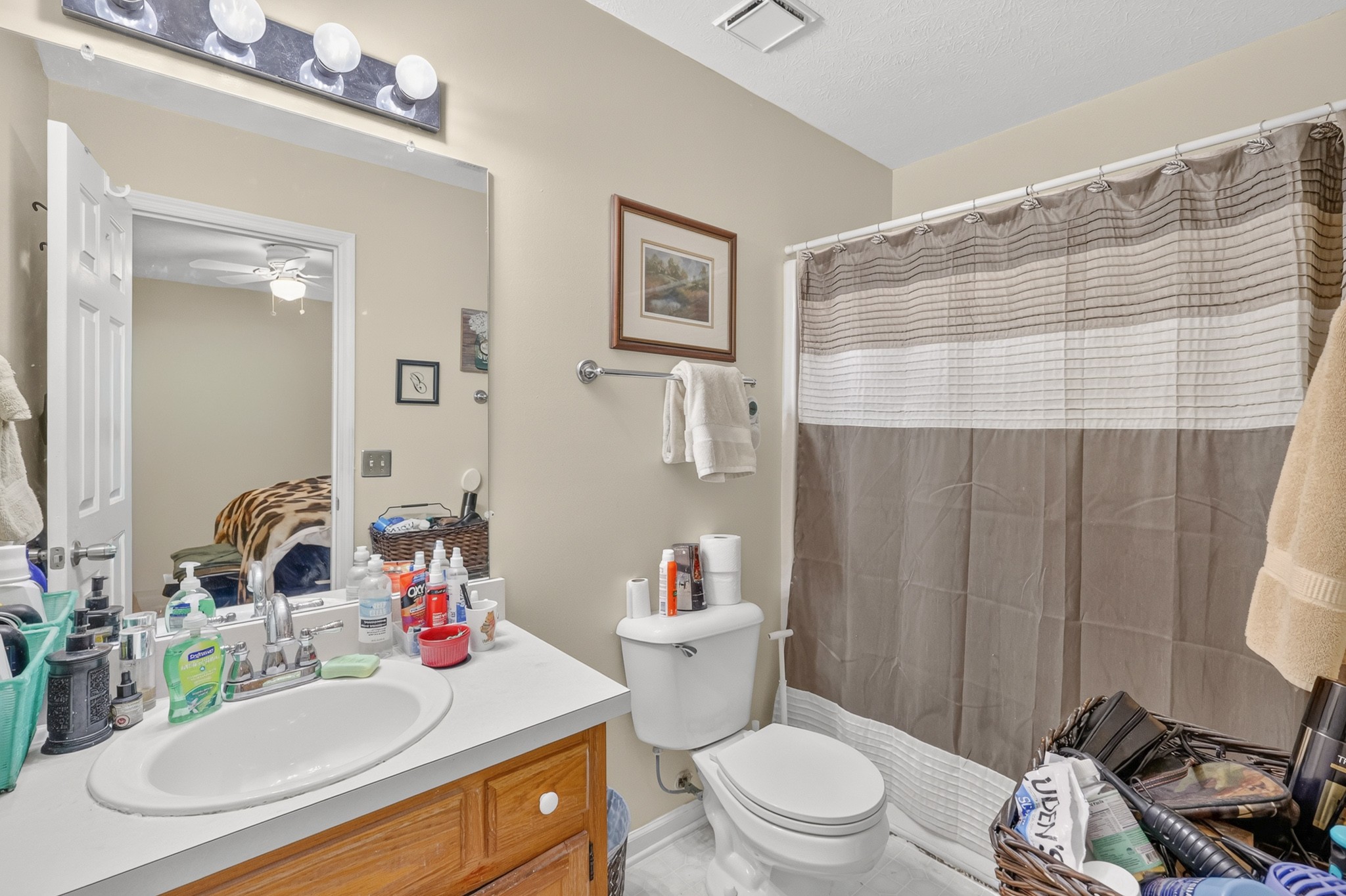 702 Maple Pl