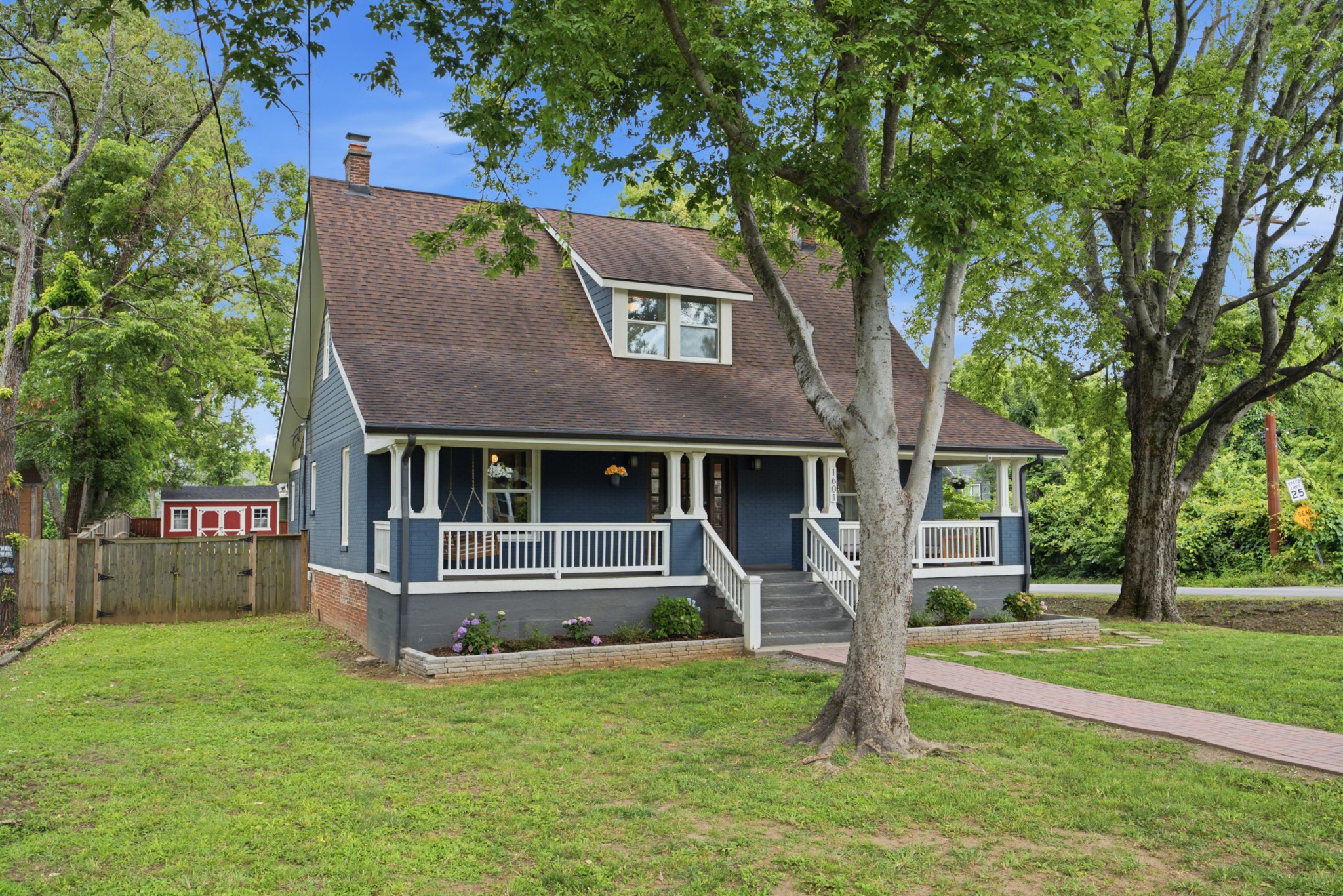 1601 Jones Ave
