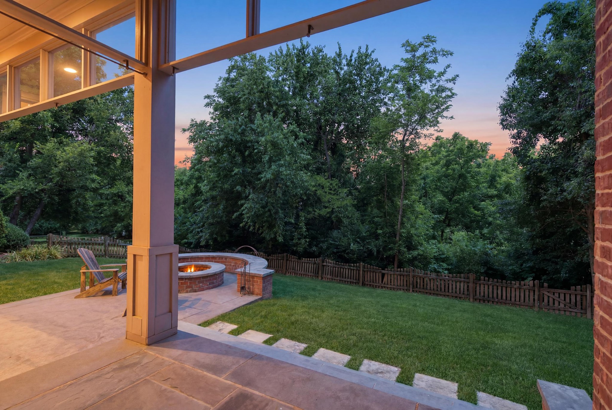 210 Stillcreek Dr