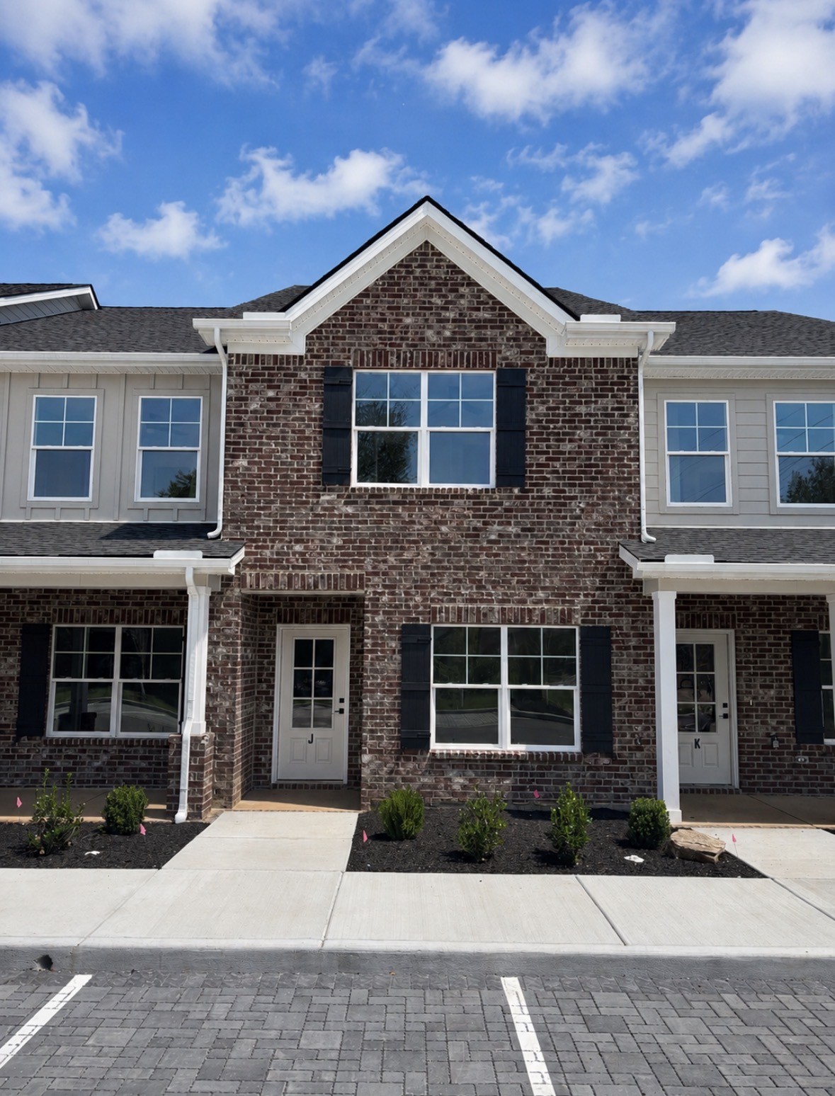 1323 Bradyville Pike Unit: B