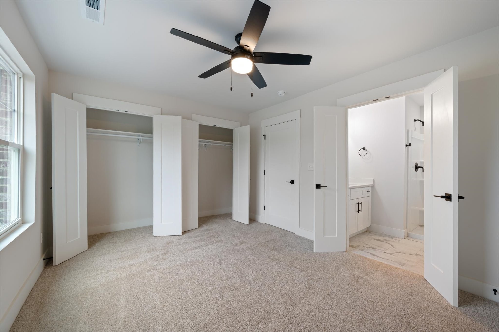 1323 Bradyville Pike Unit: B