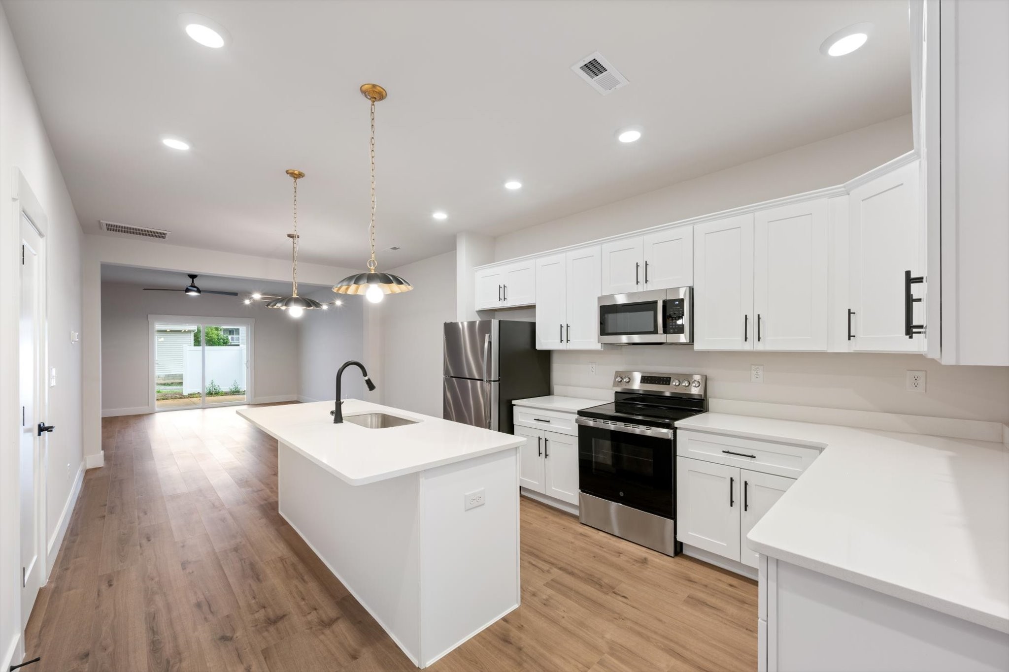 1323 Bradyville Pike Unit: B