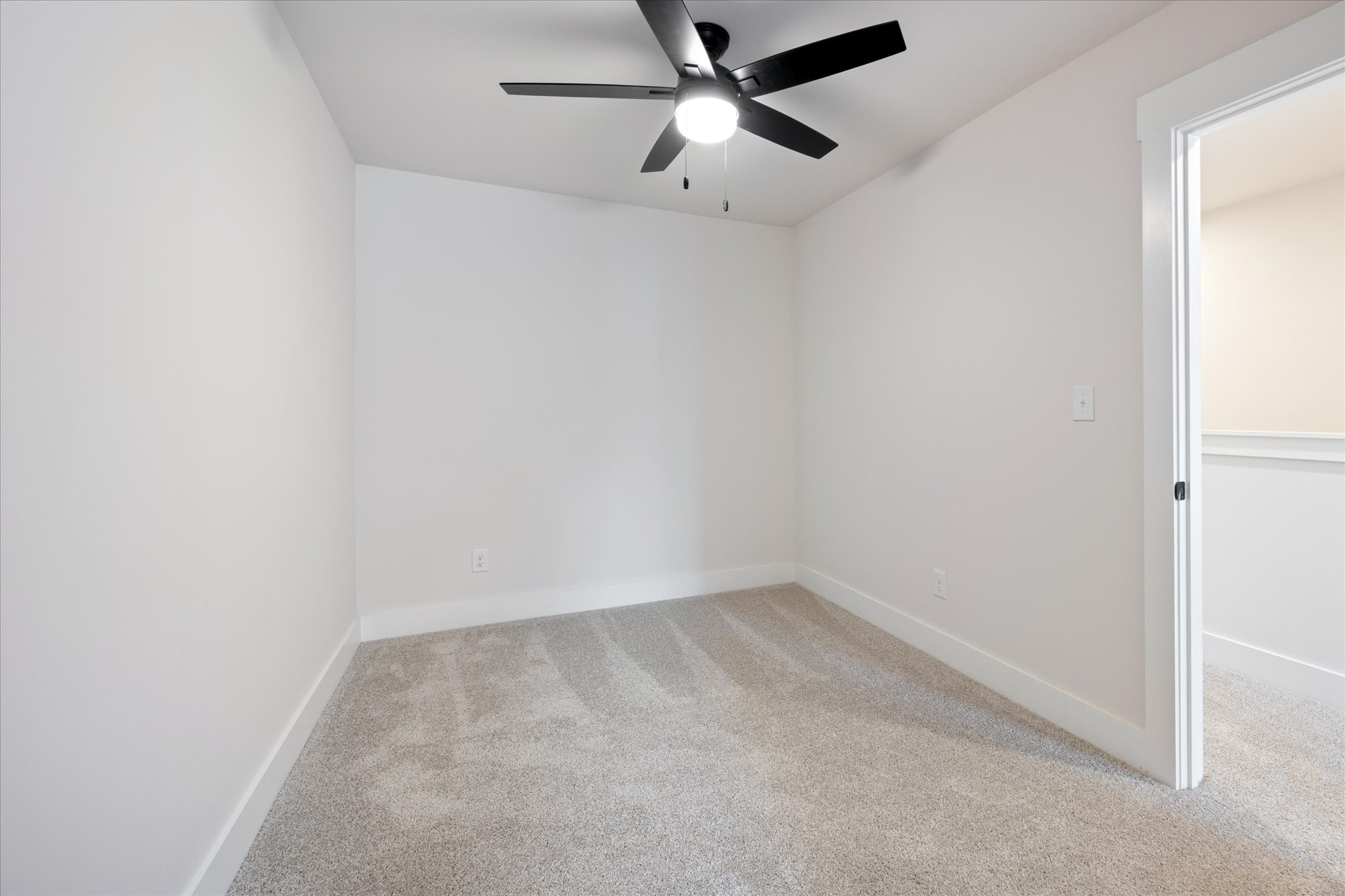 1323 Bradyville Pike Unit: B