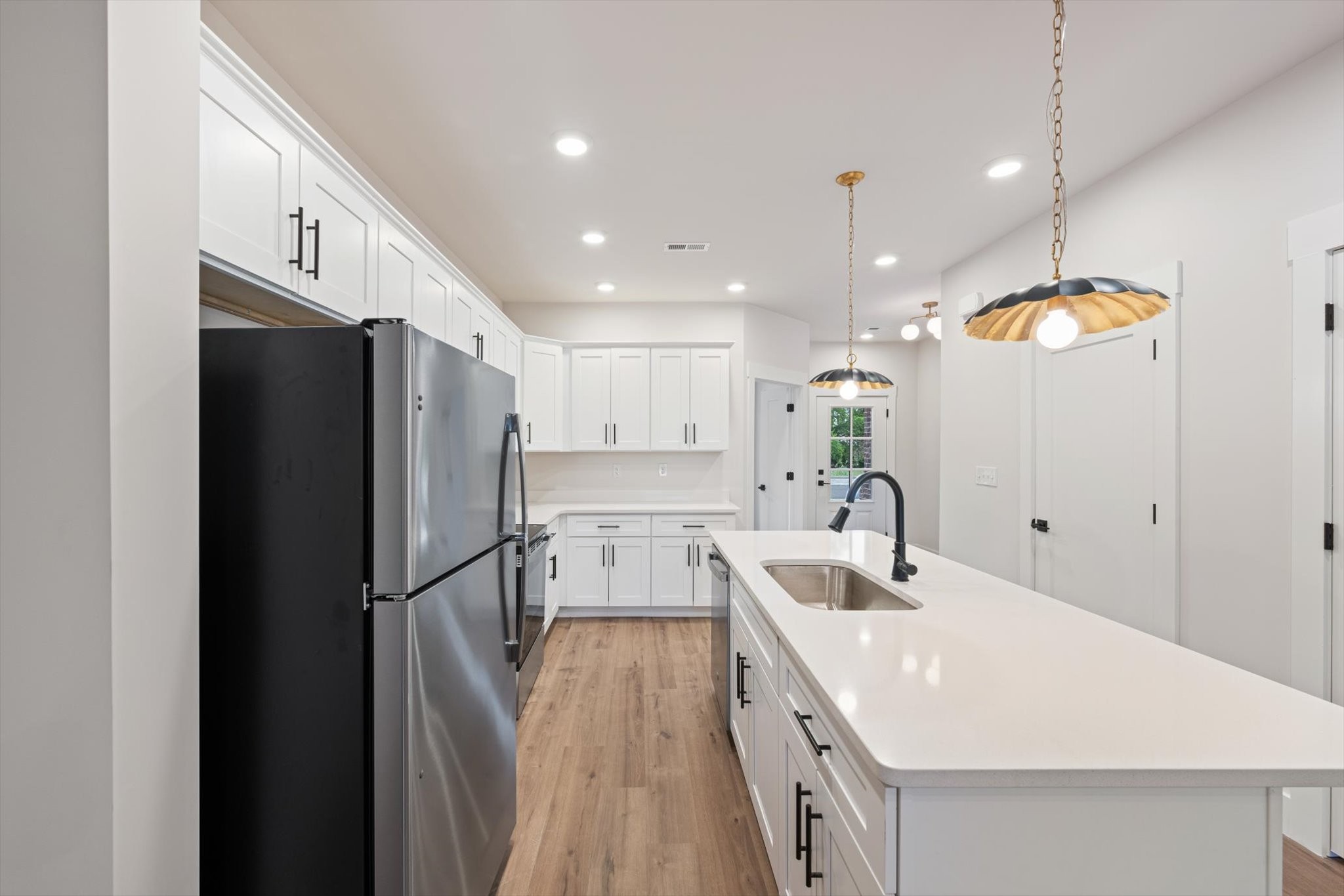 1323 Bradyville Pike Unit: B