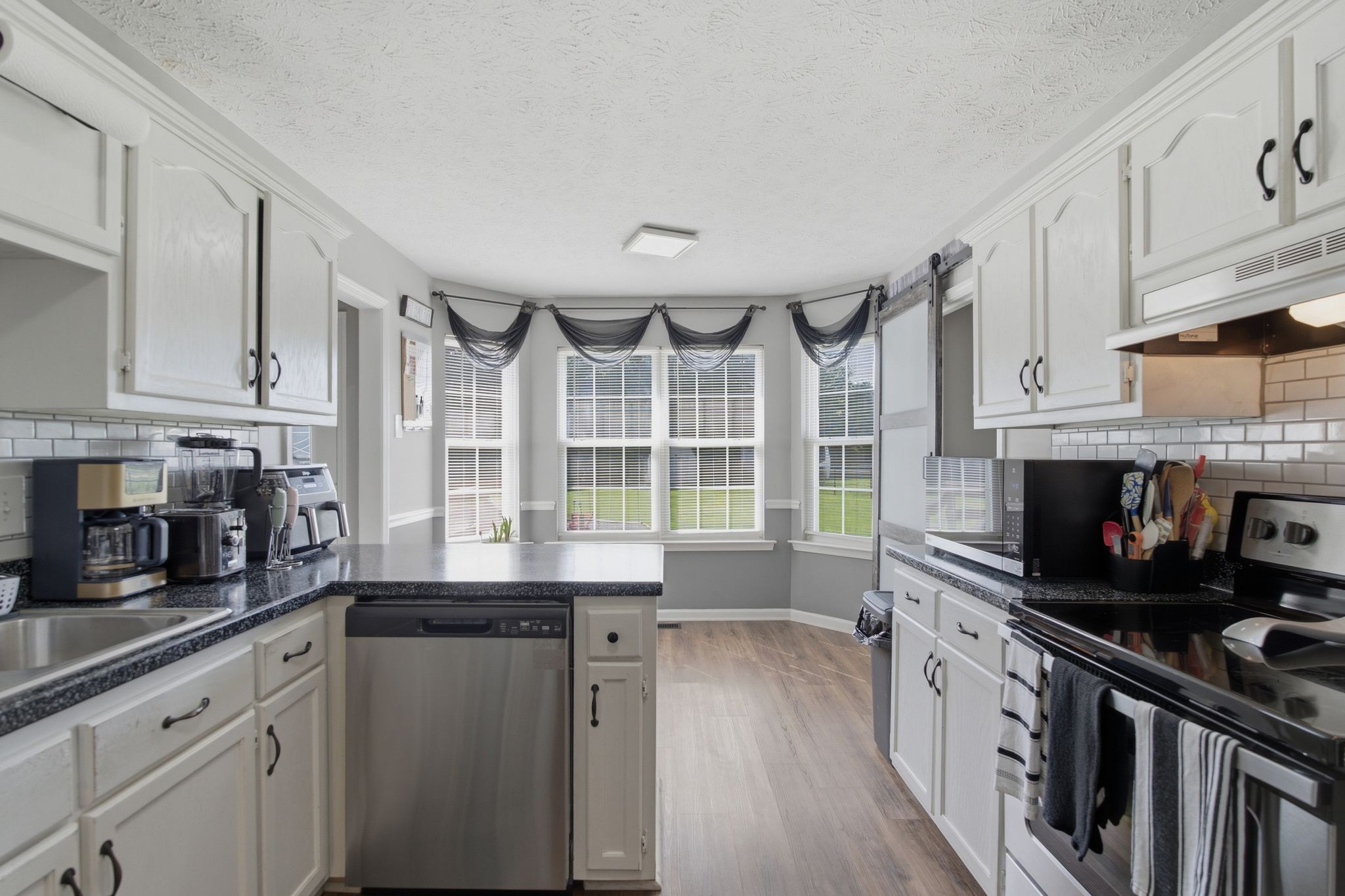 210 Stockton Dr
