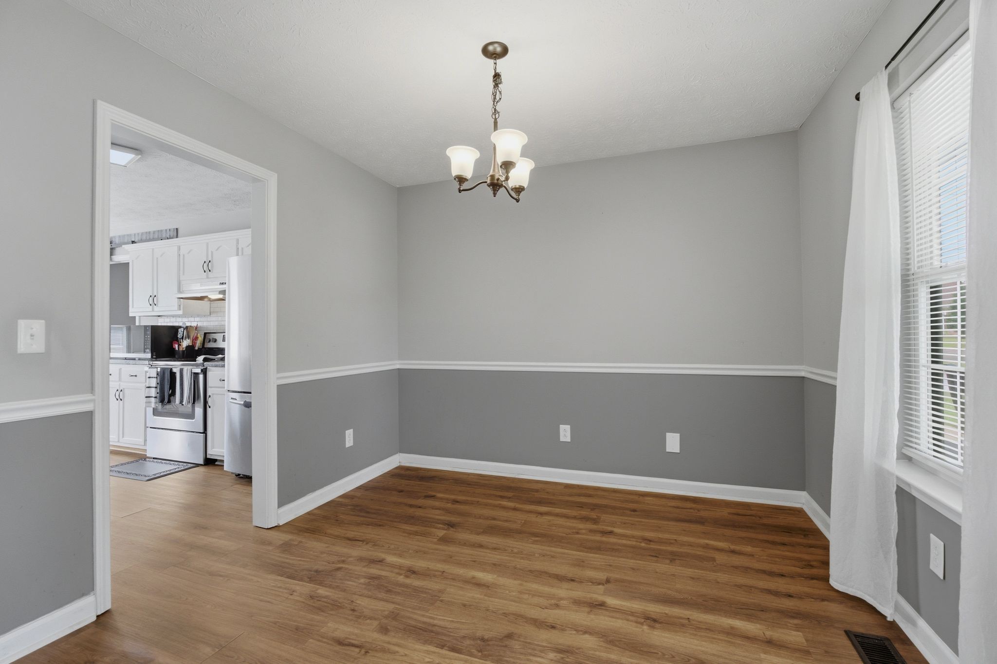 210 Stockton Dr