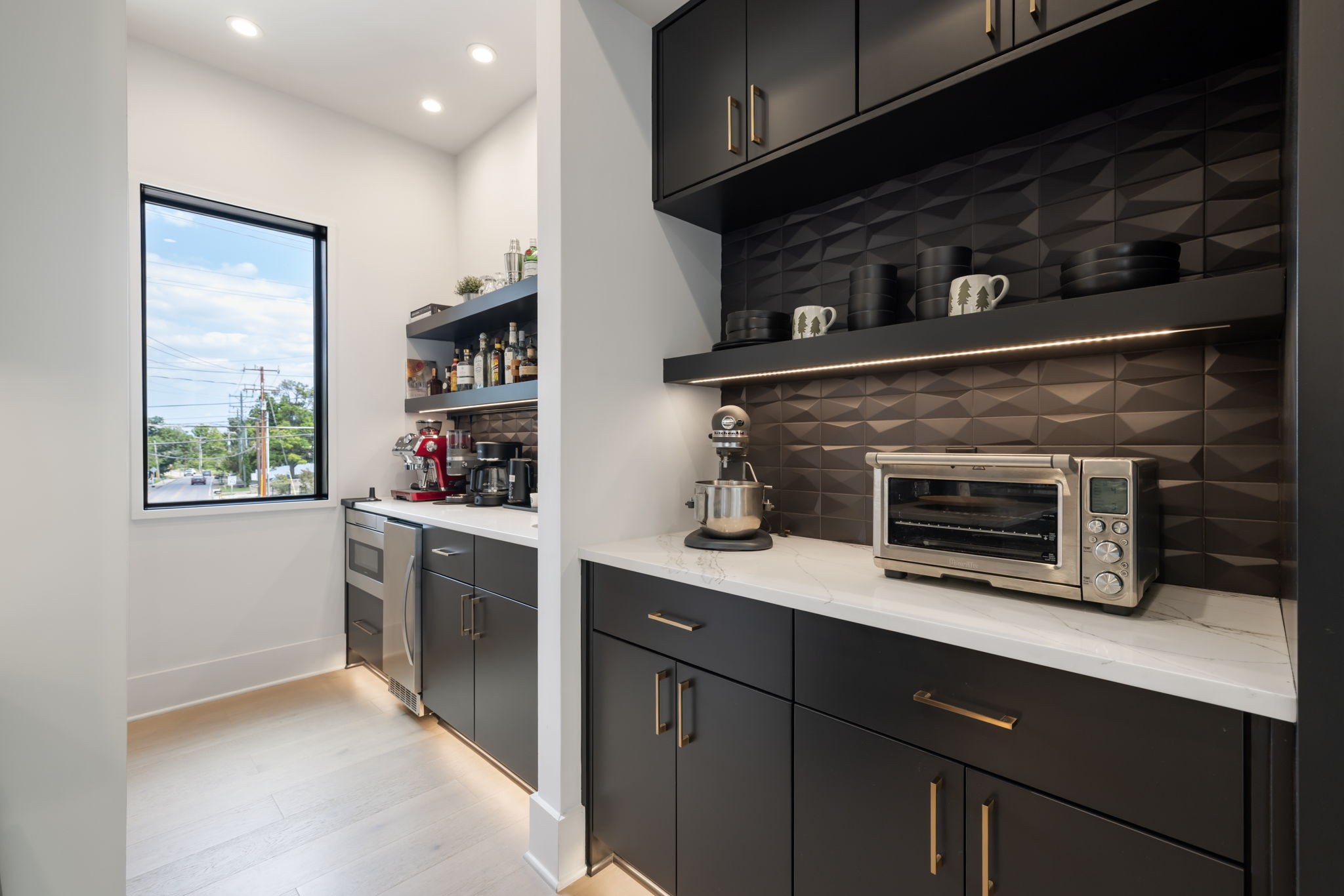 4117 Lone Oak Rd Unit: 7