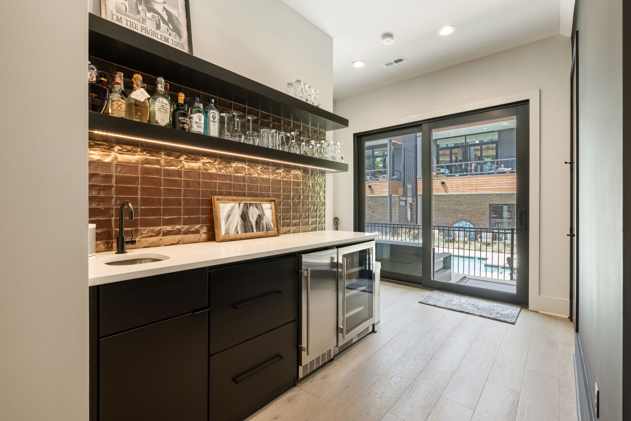 4117 Lone Oak Rd Unit: 7