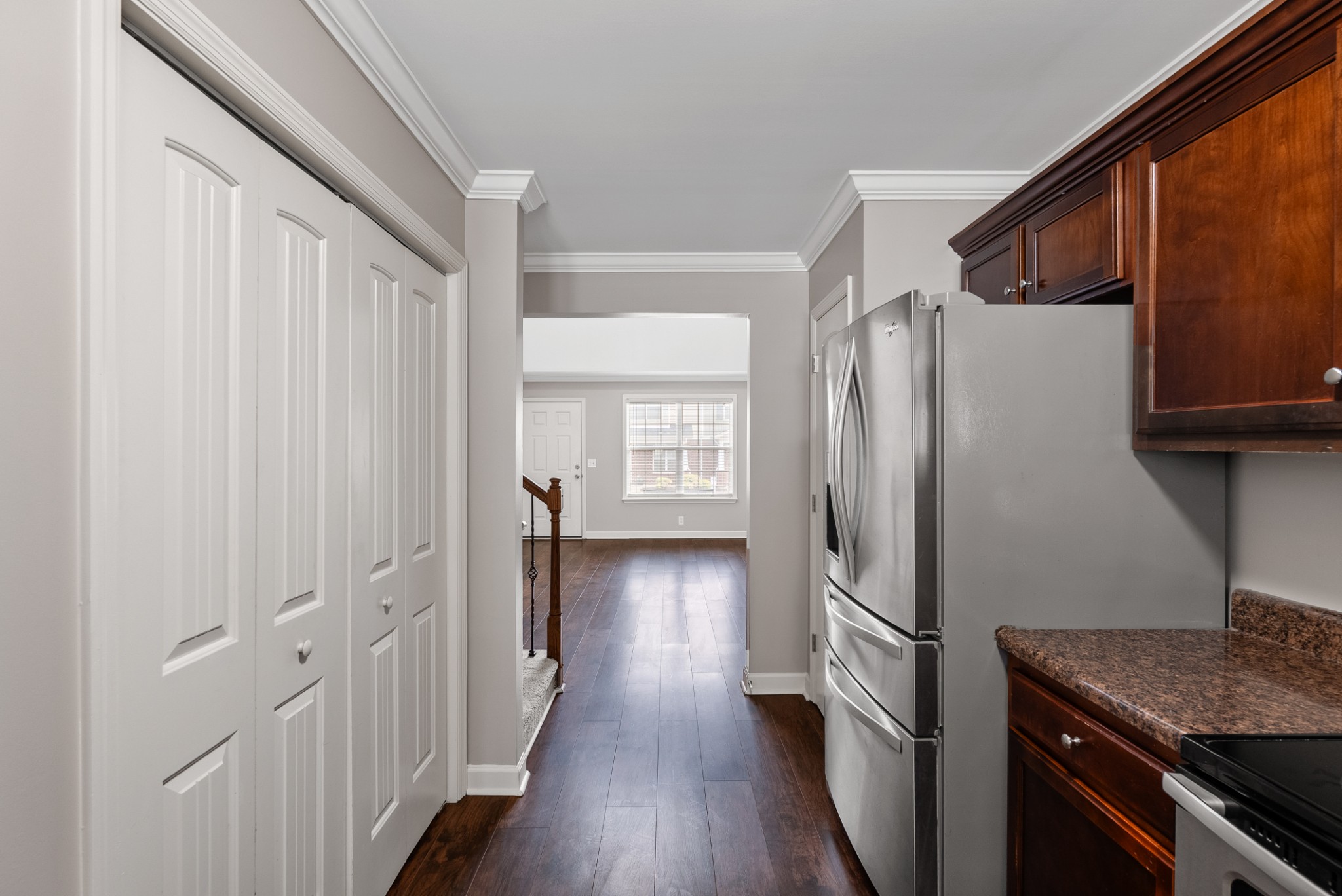 4254 Aurora Cir