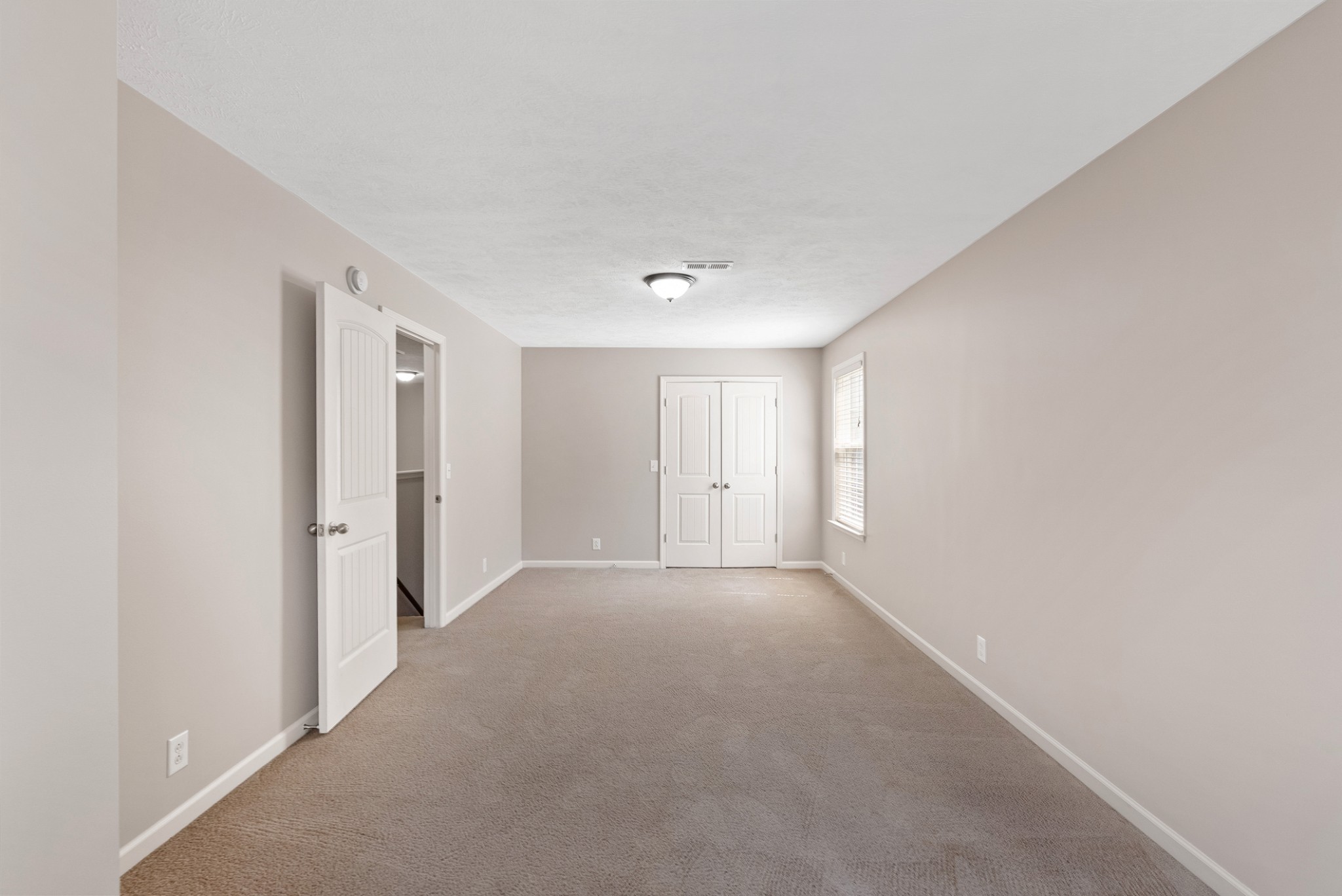 4254 Aurora Cir