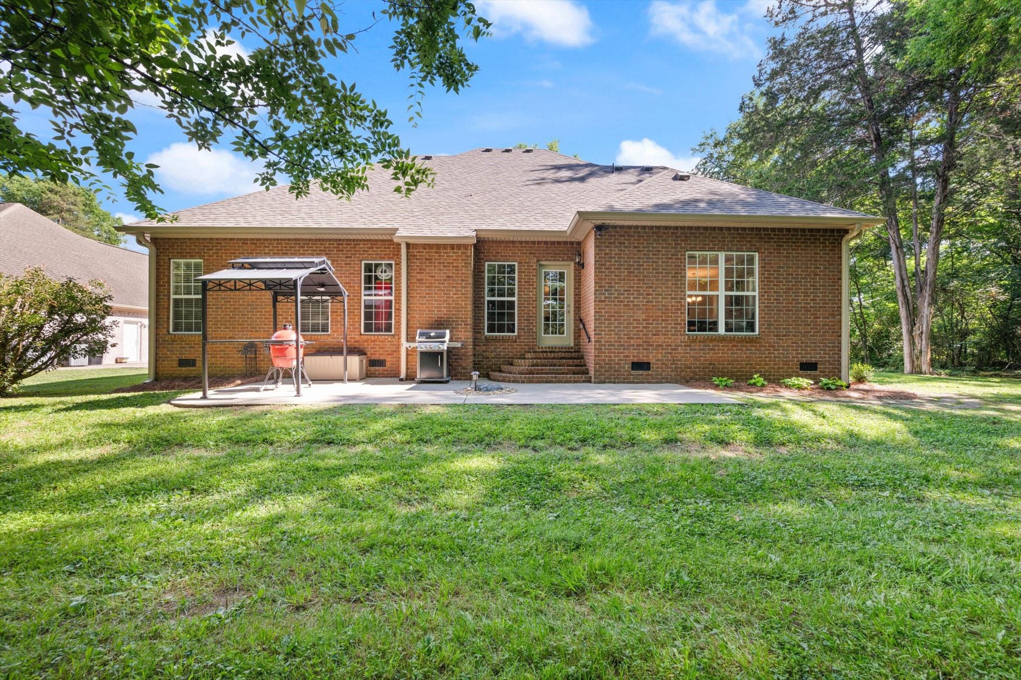 3432 Deerview Dr