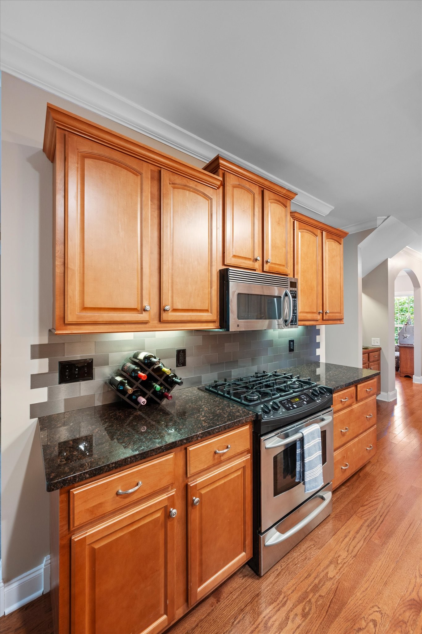 3432 Deerview Dr