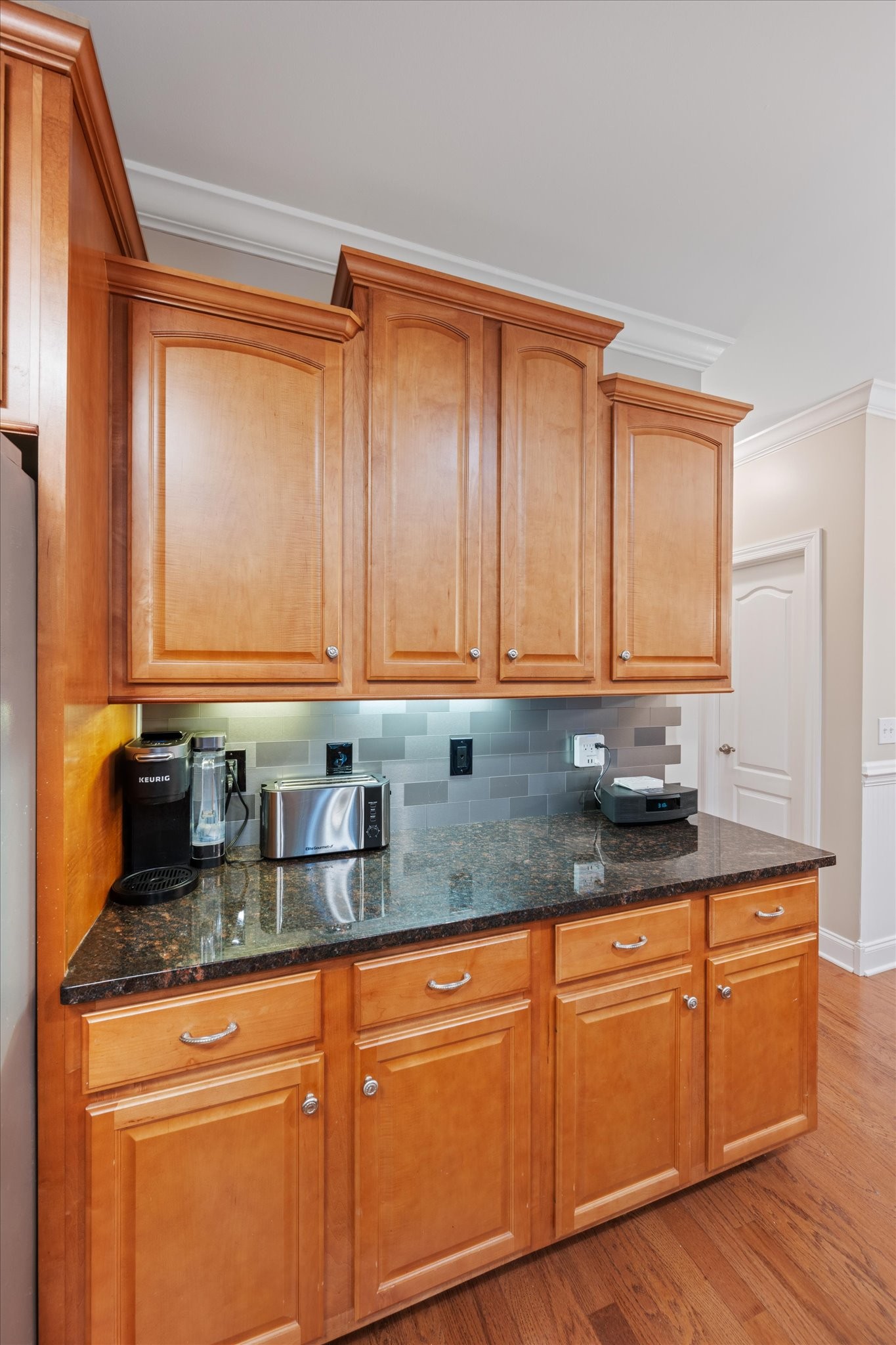 3432 Deerview Dr