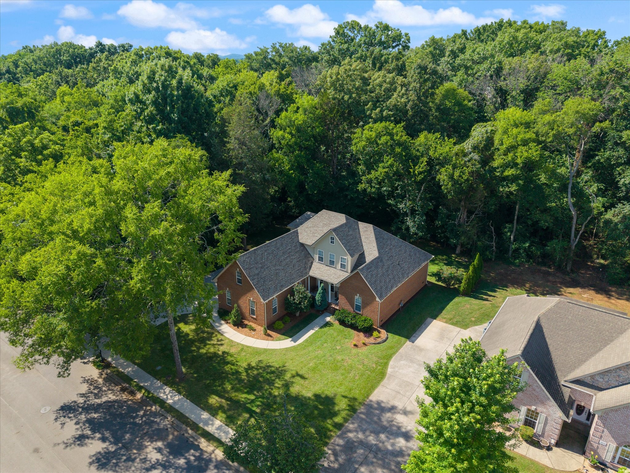 3432 Deerview Dr