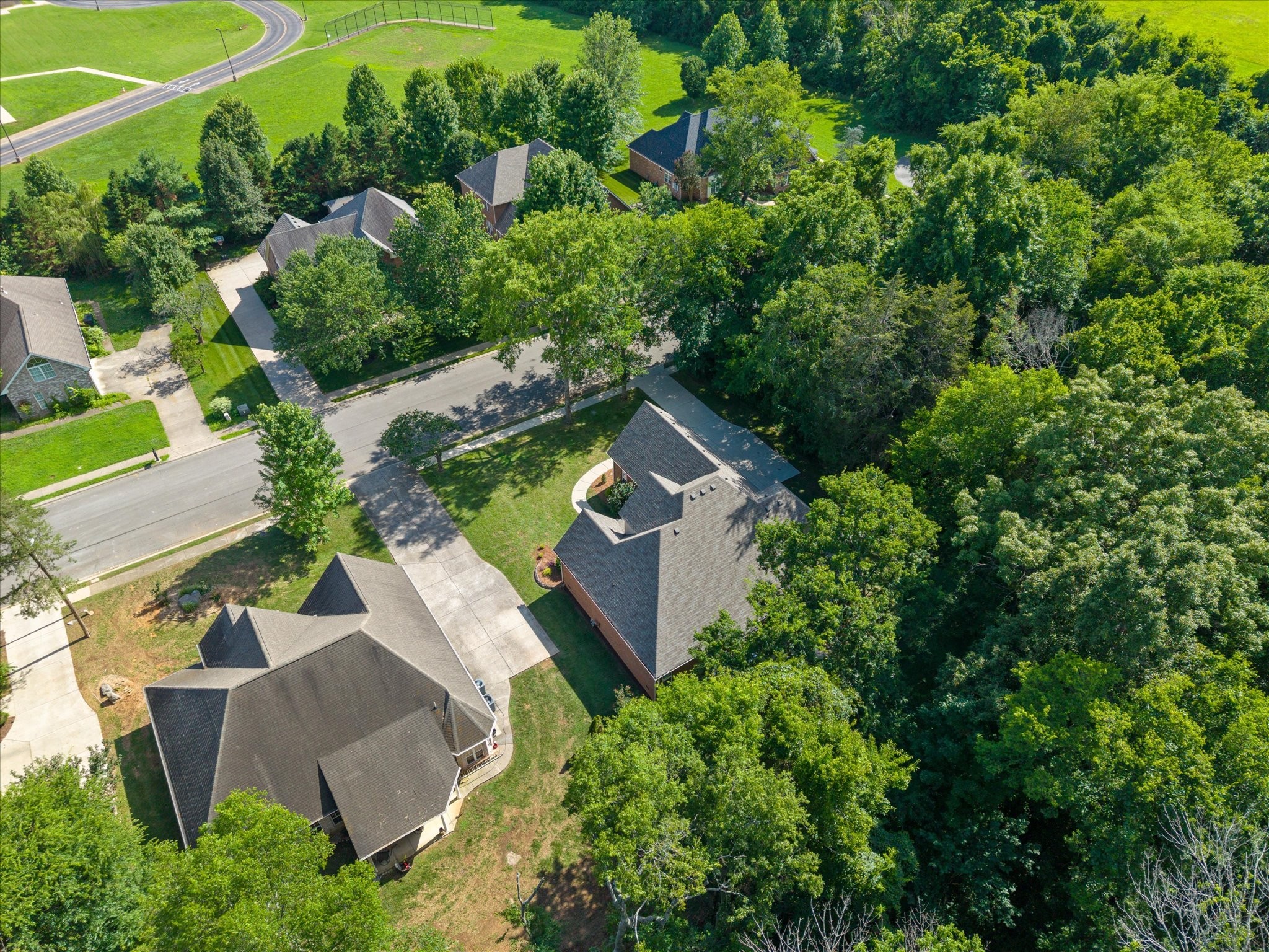 3432 Deerview Dr