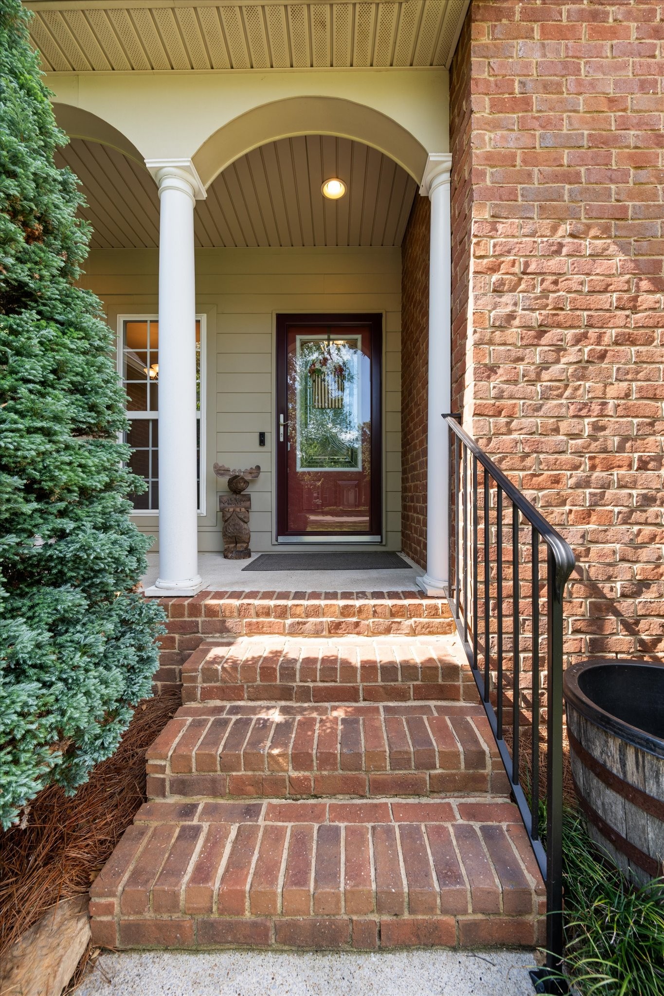 3432 Deerview Dr