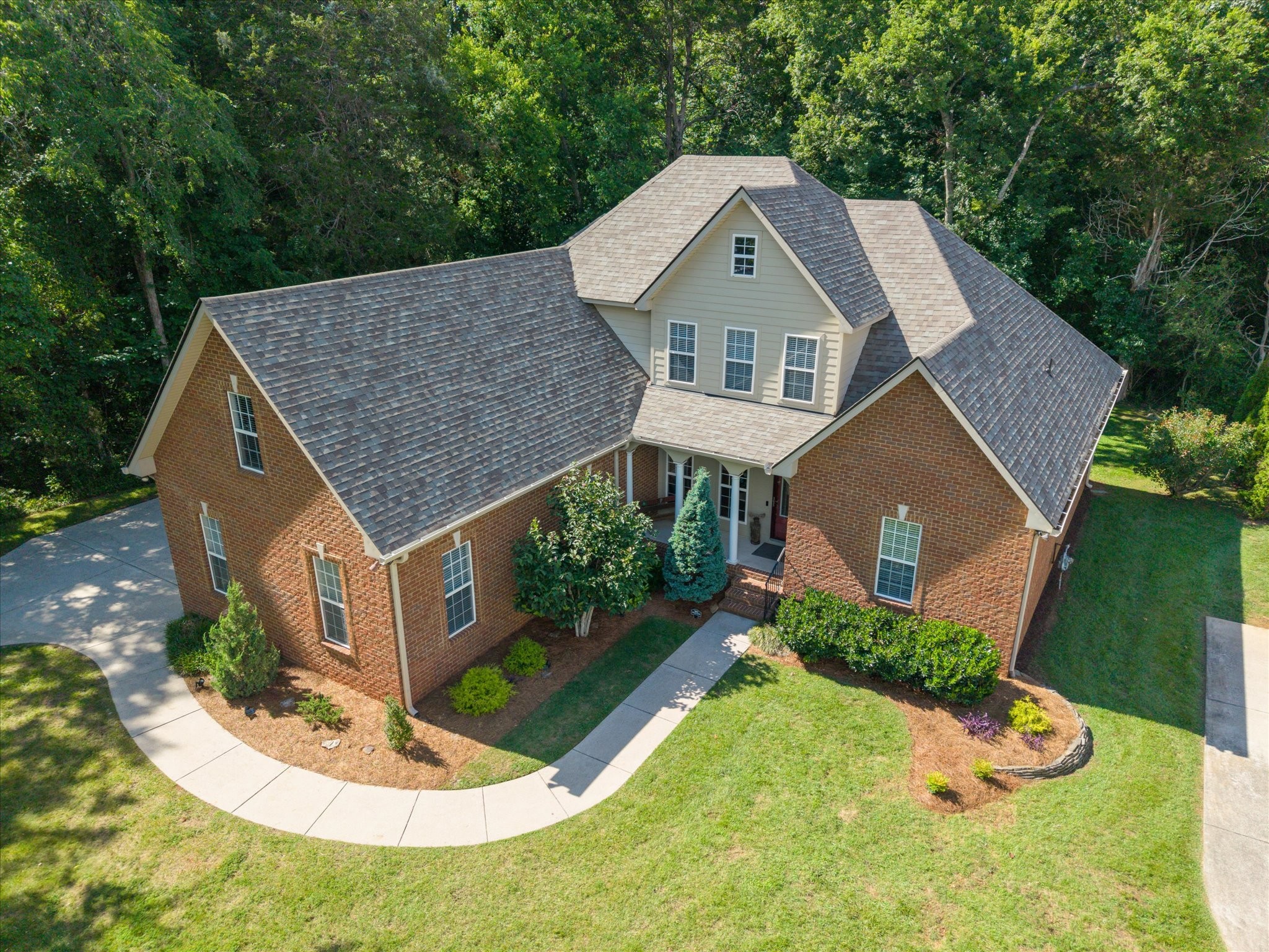 3432 Deerview Dr