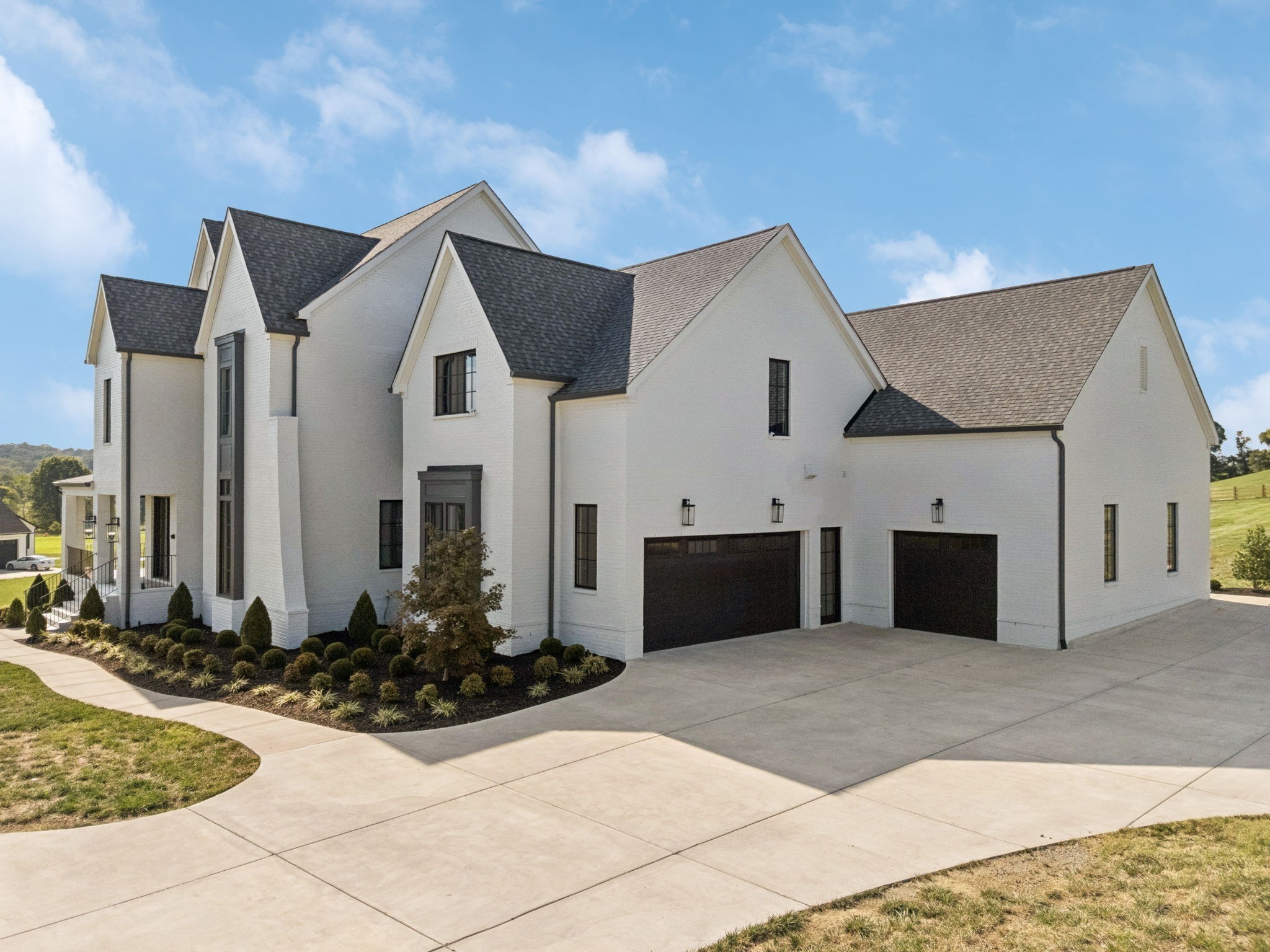 2245 Skinner Rd