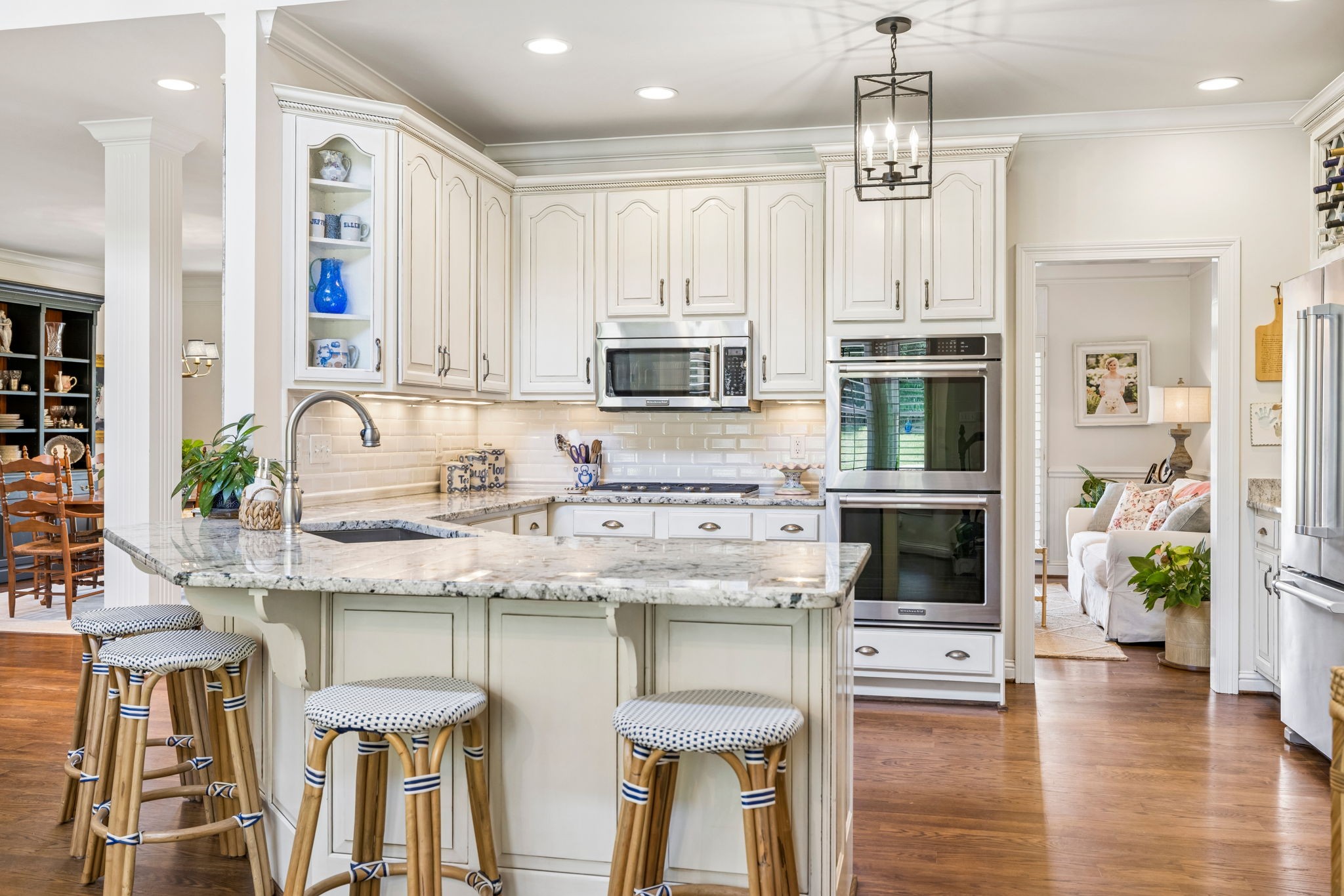 1206 Signature Ct
