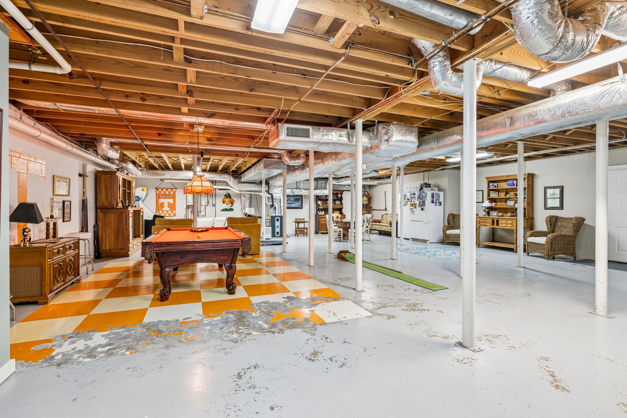 1206 Signature Ct