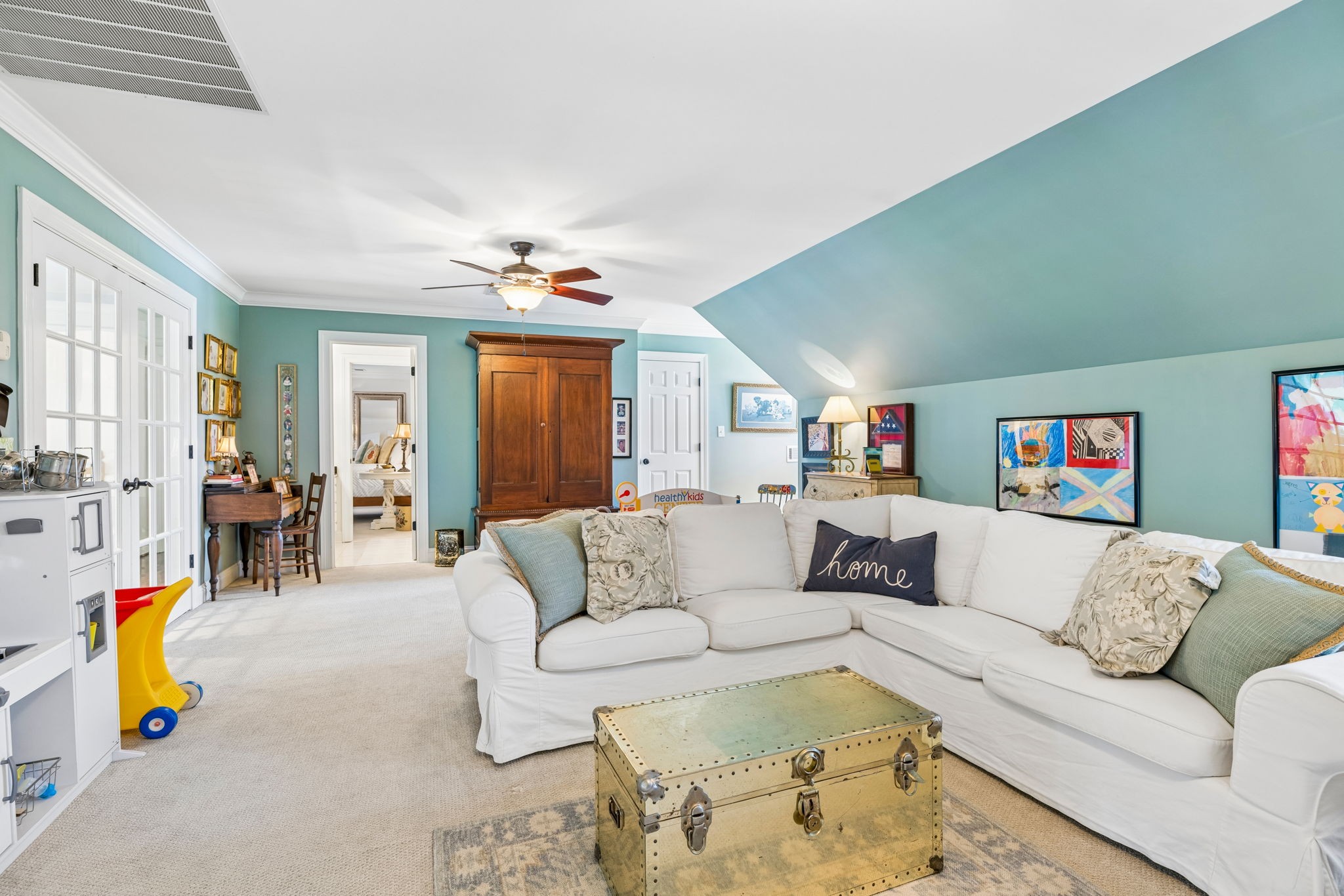 1206 Signature Ct