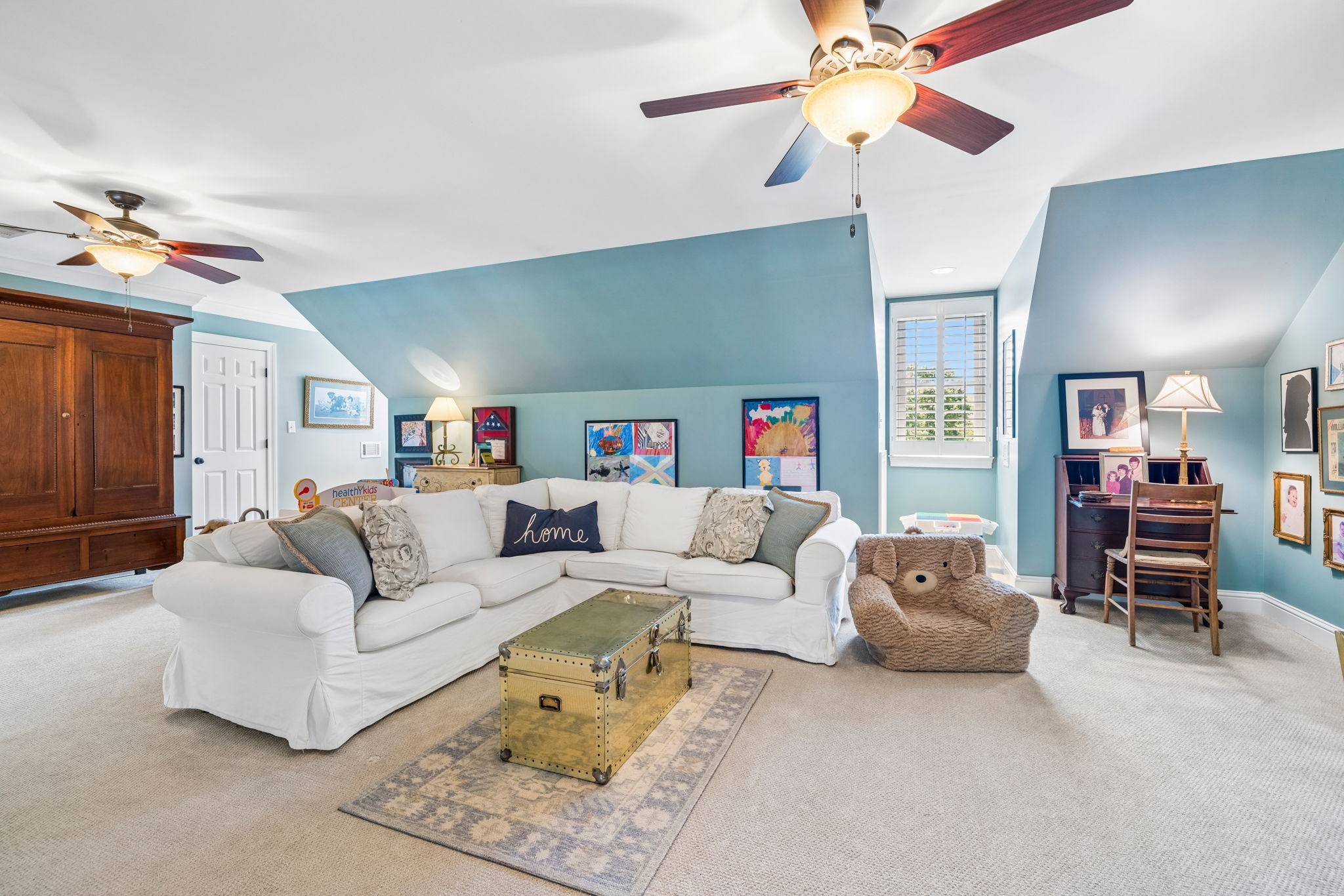 1206 Signature Ct