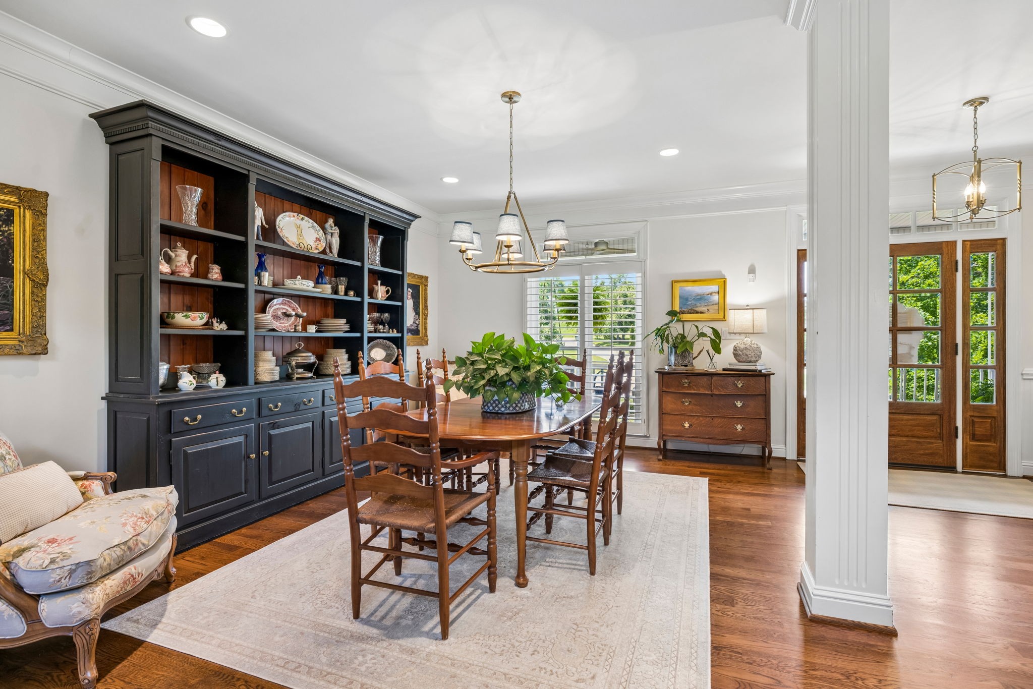 1206 Signature Ct