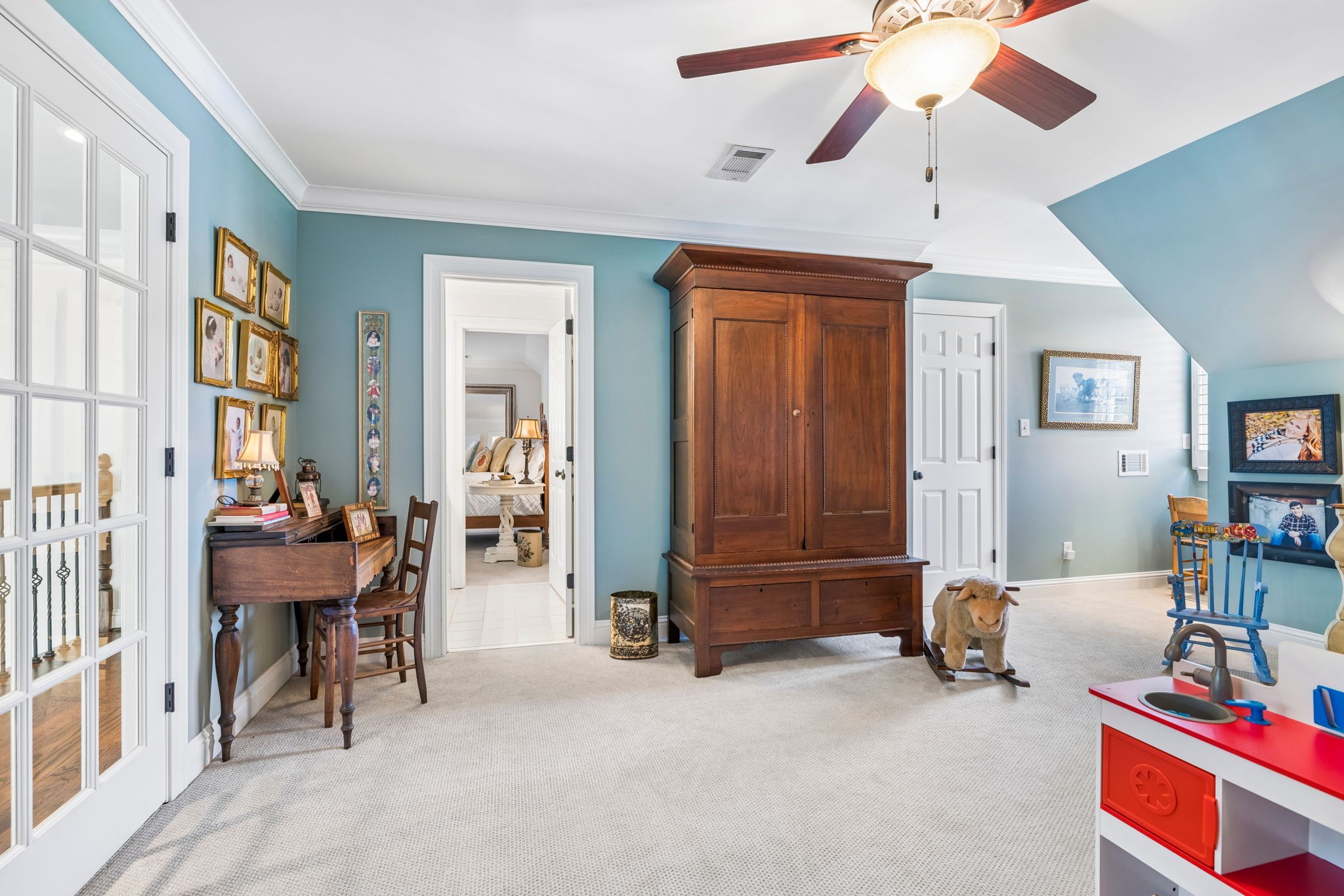 1206 Signature Ct