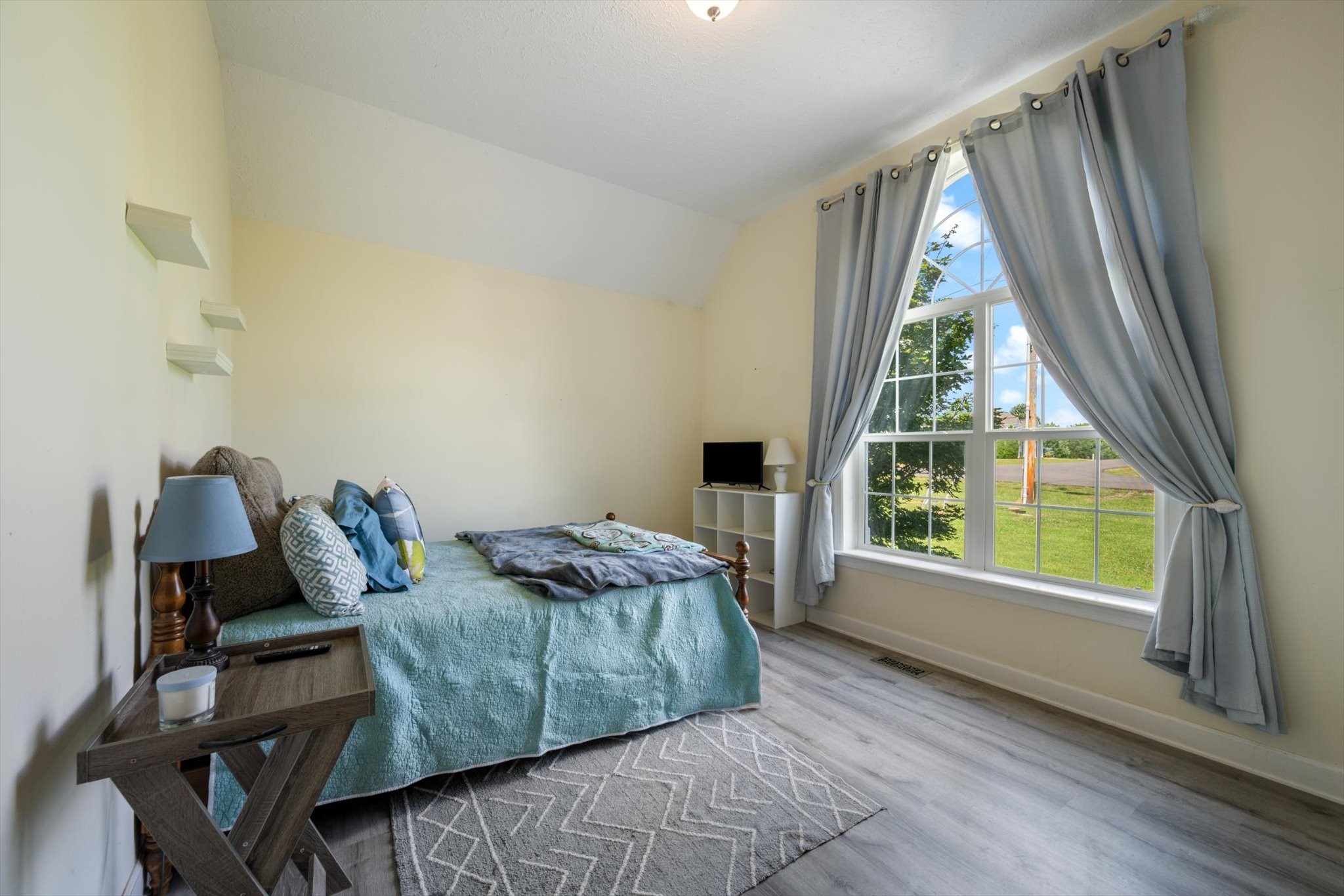125 Prairieview Dr