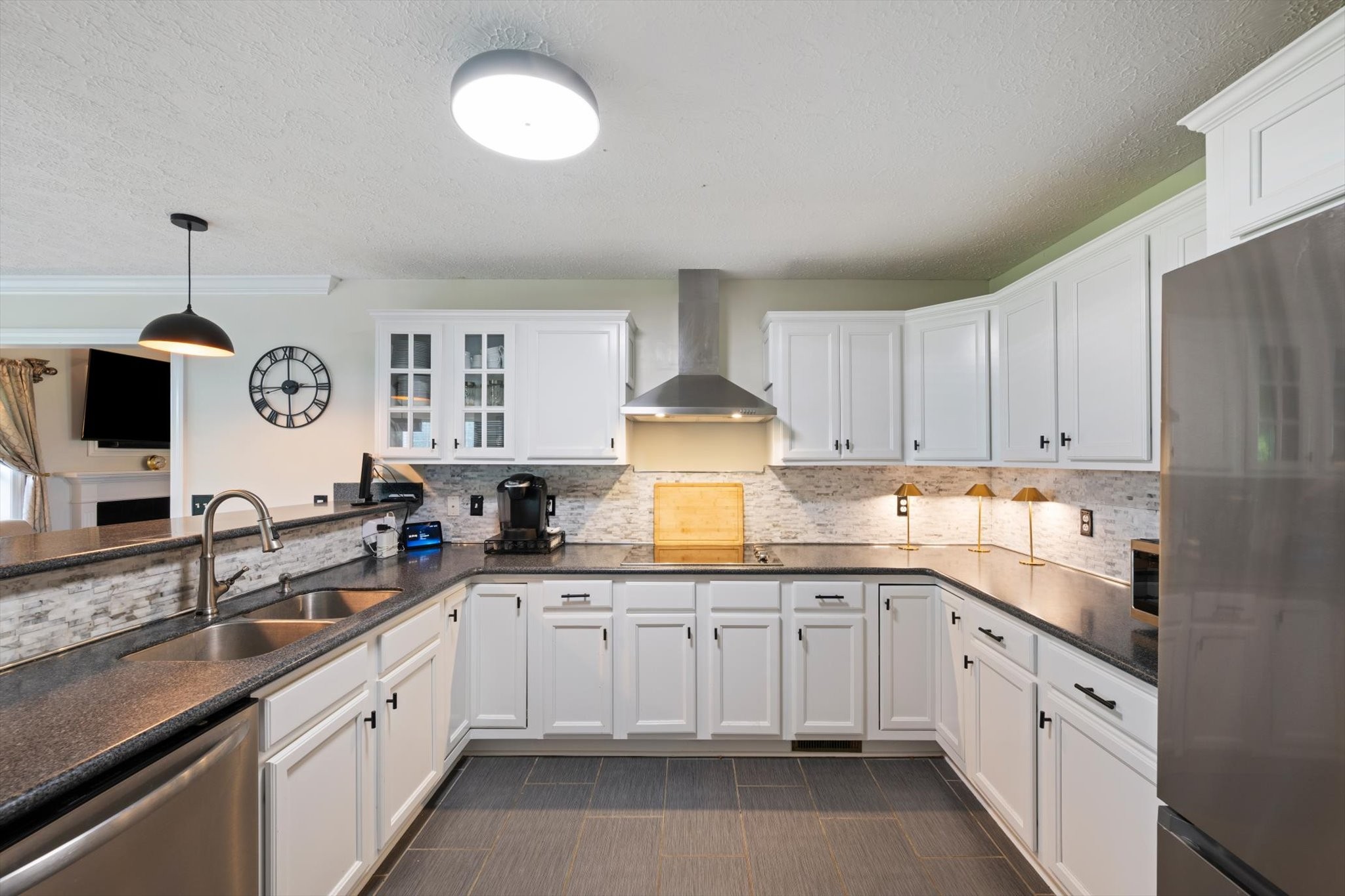 125 Prairieview Dr