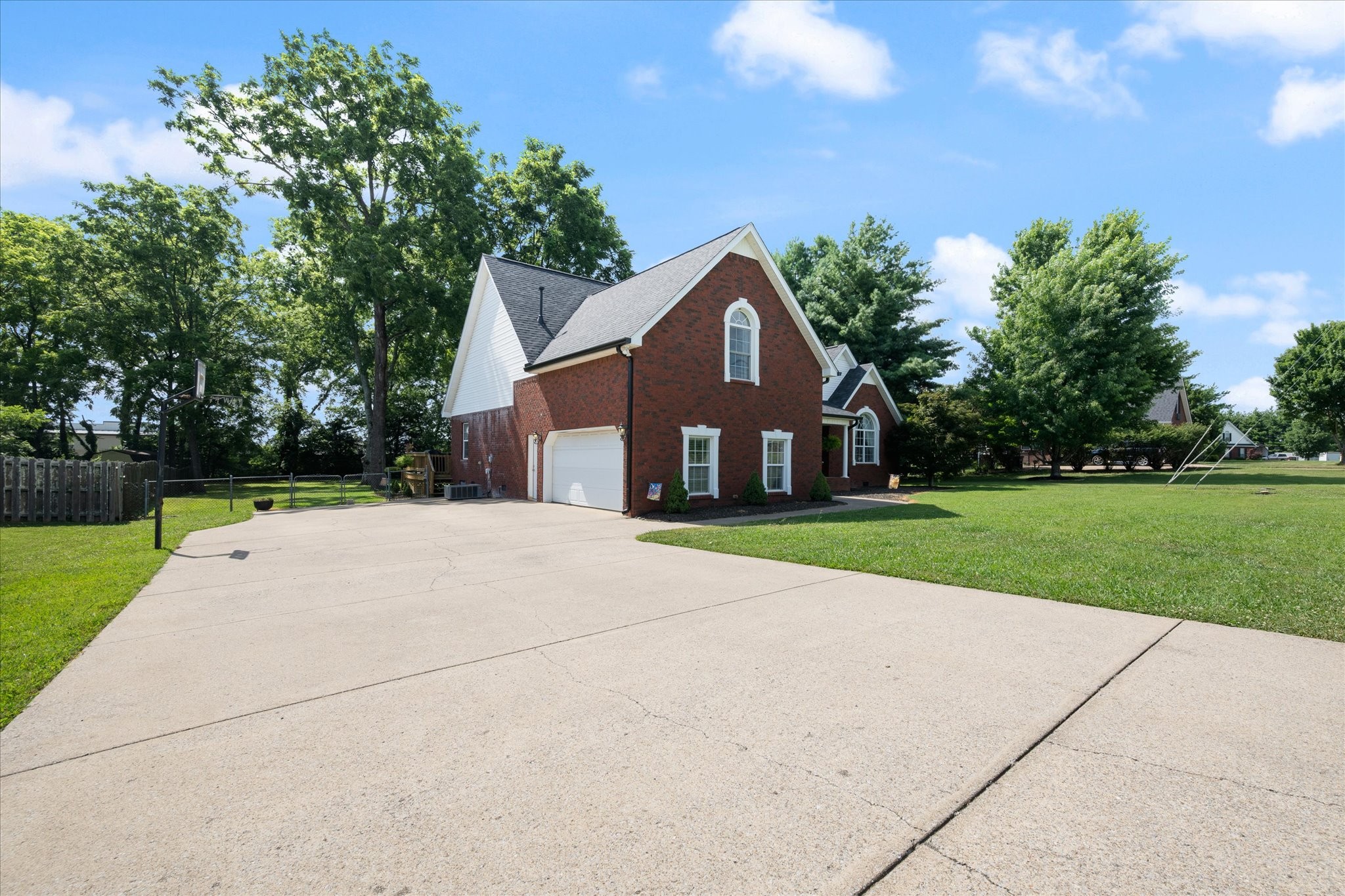 125 Prairieview Dr