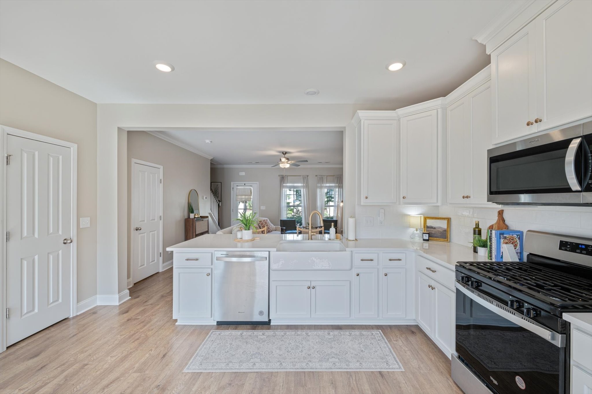 3255 Tasker Dr