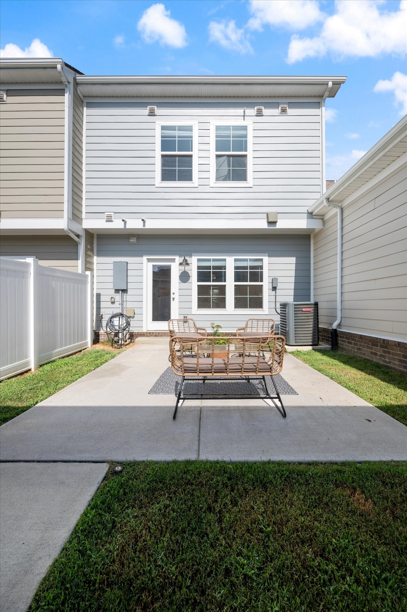 3255 Tasker Dr