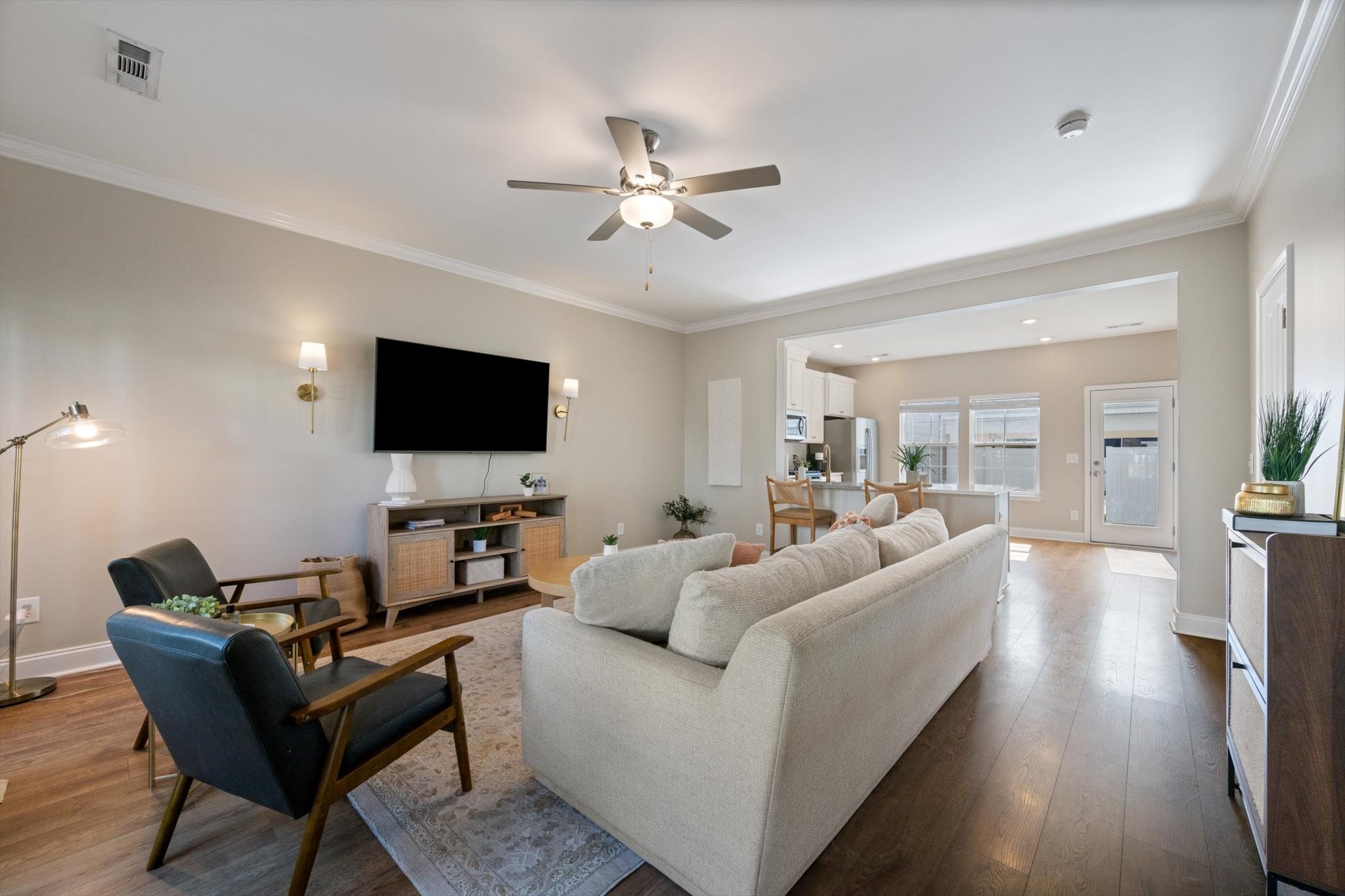 3255 Tasker Dr