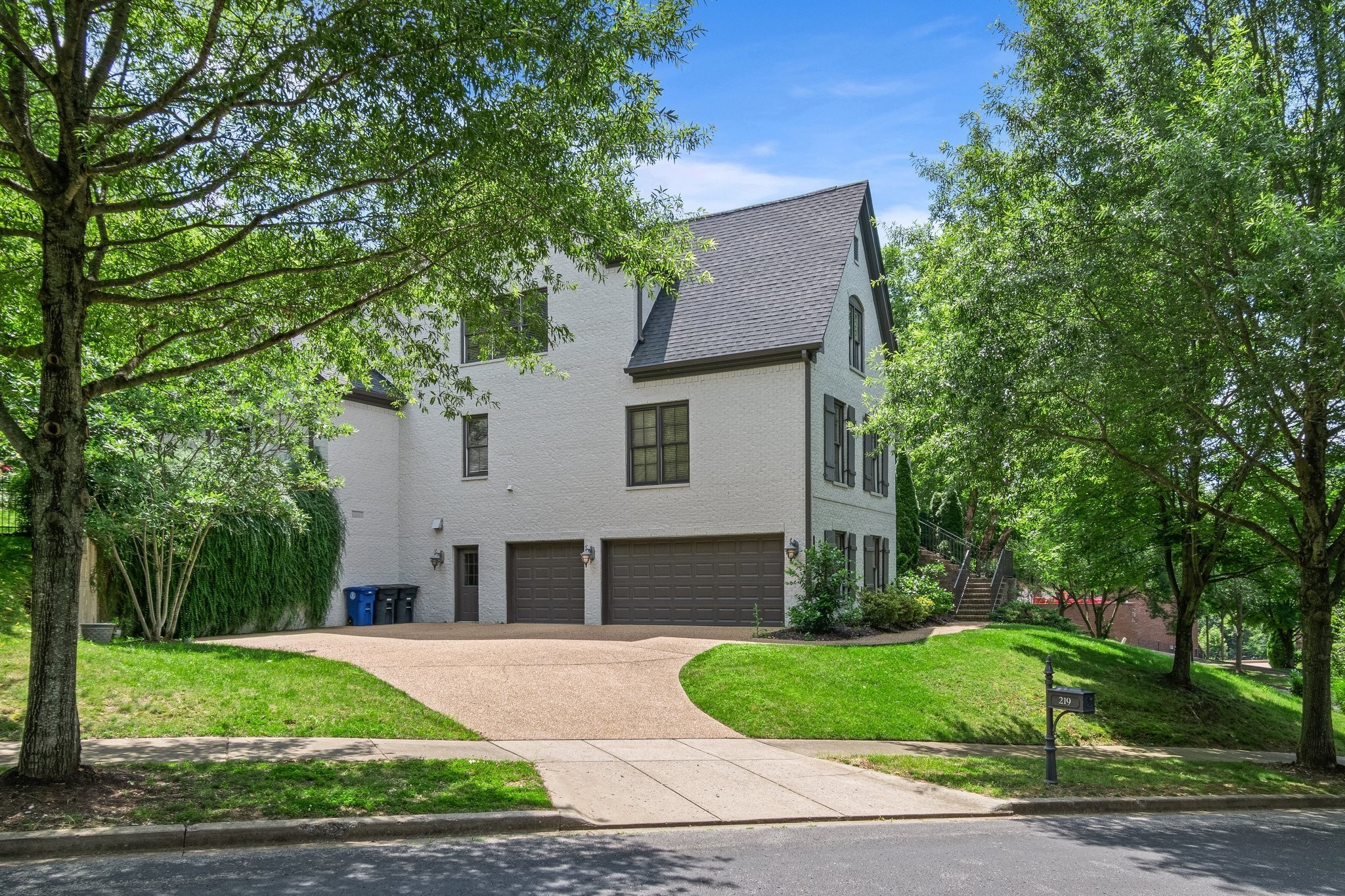 219 King Arthur Cir