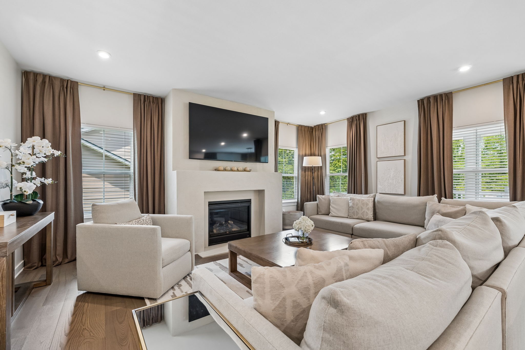 3013 Canyon Echo Dr