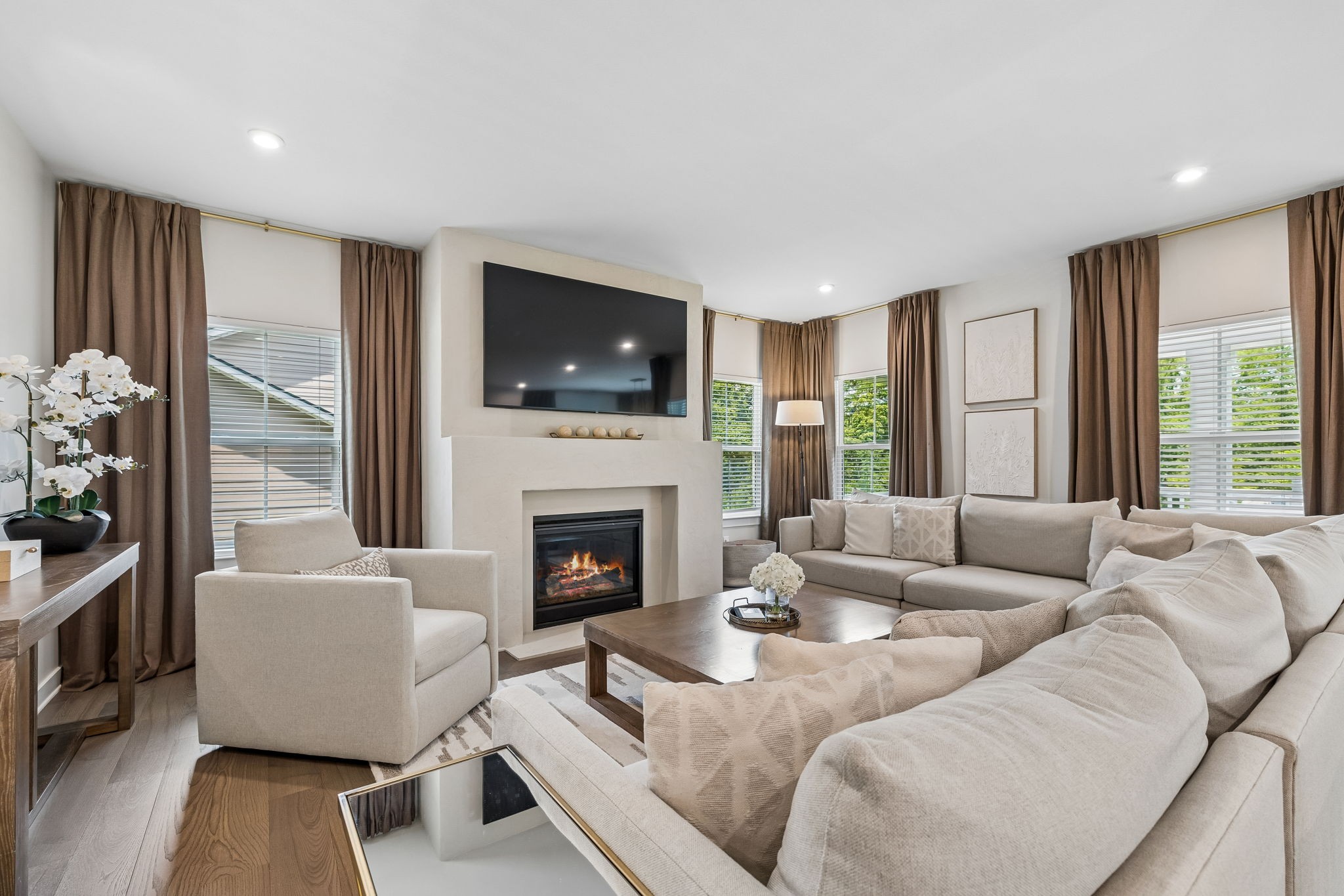 3013 Canyon Echo Dr