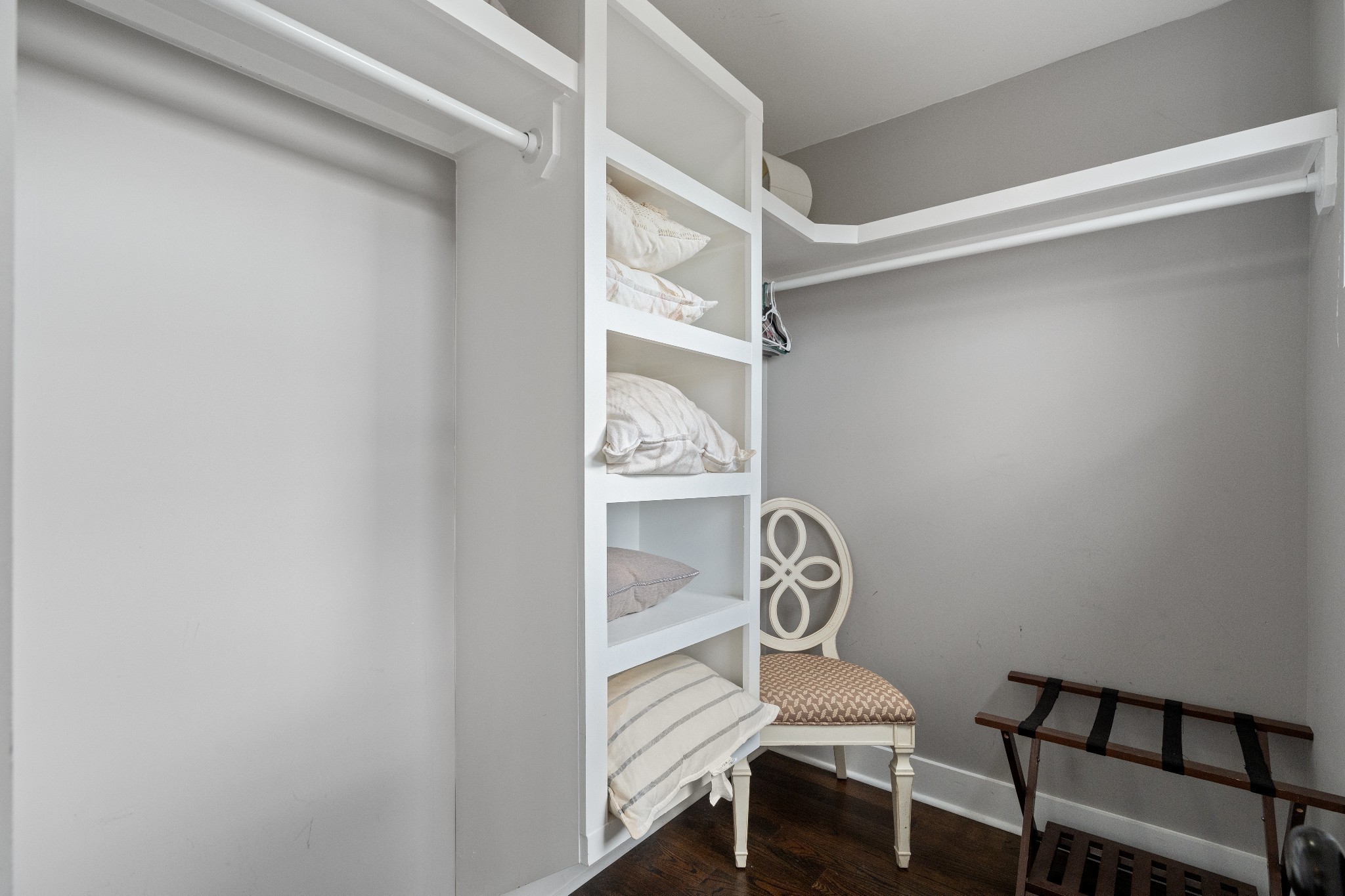 844 Cherokee Ave Unit: 11