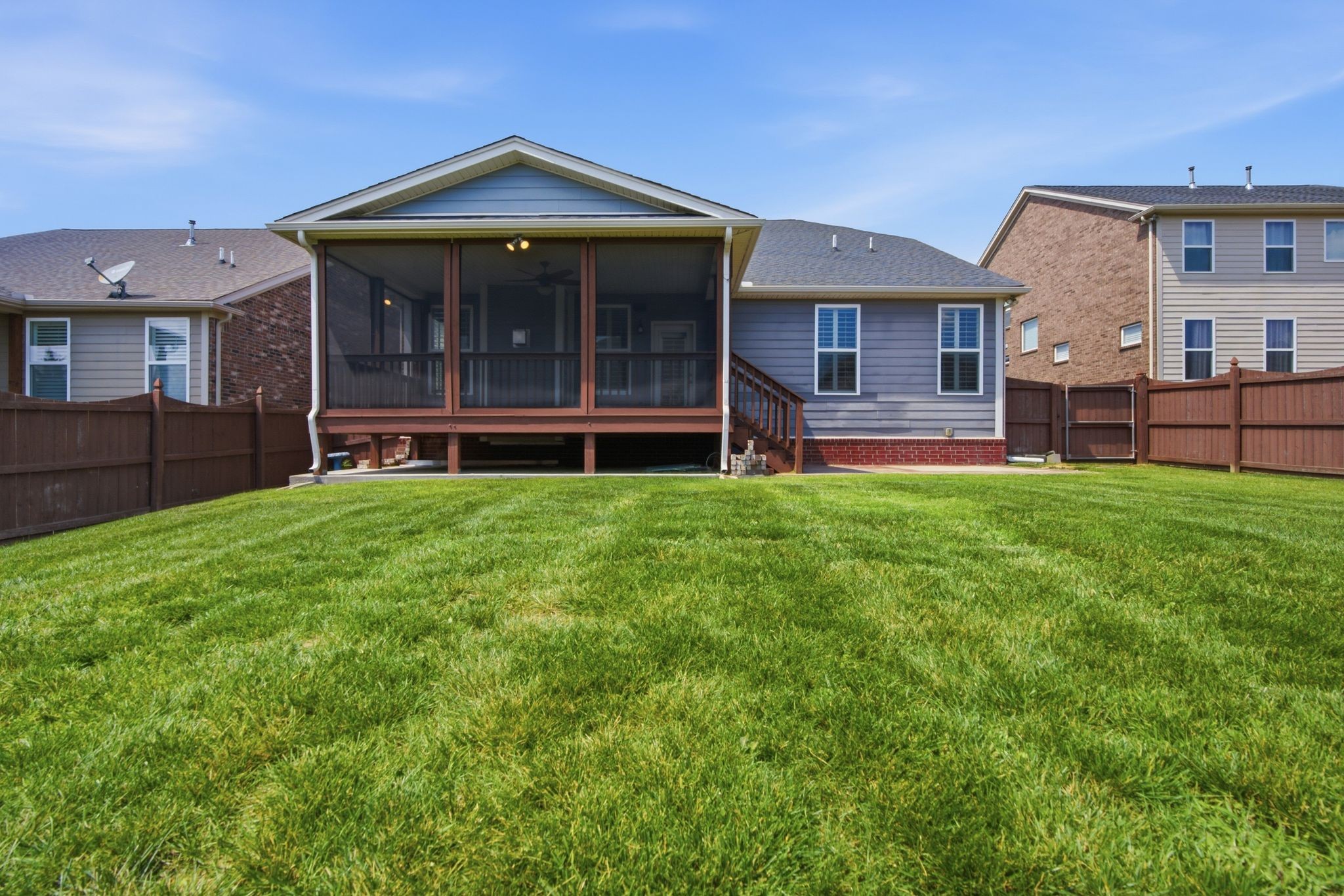 5036 Winslow Dr