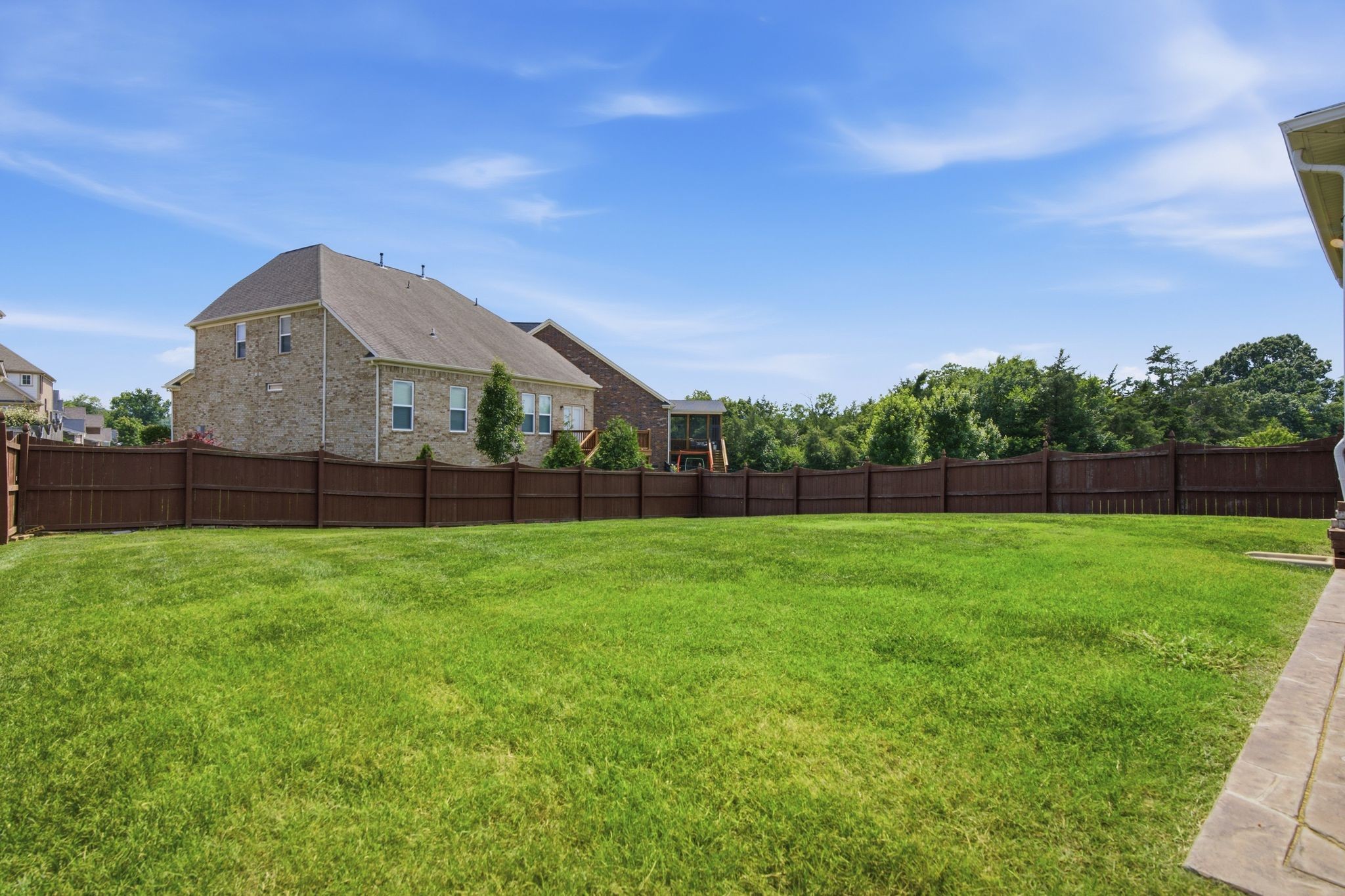 5036 Winslow Dr