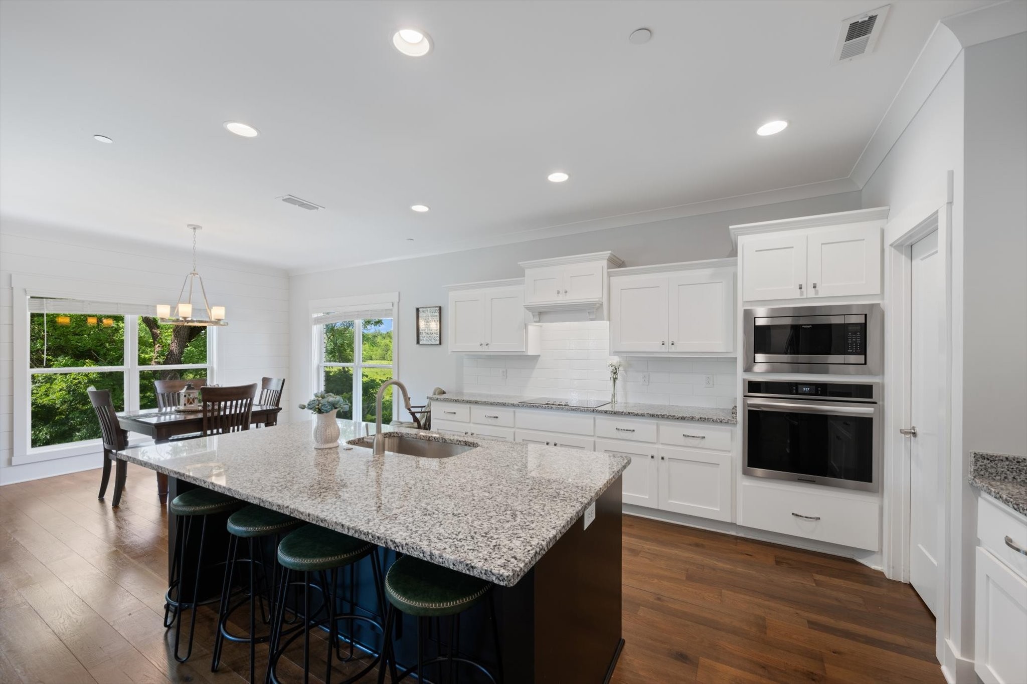 1224 White Rock Rd