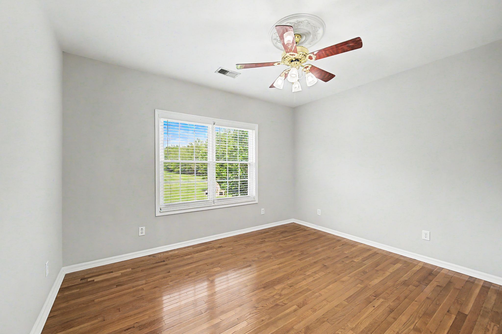4450 S Carothers Rd