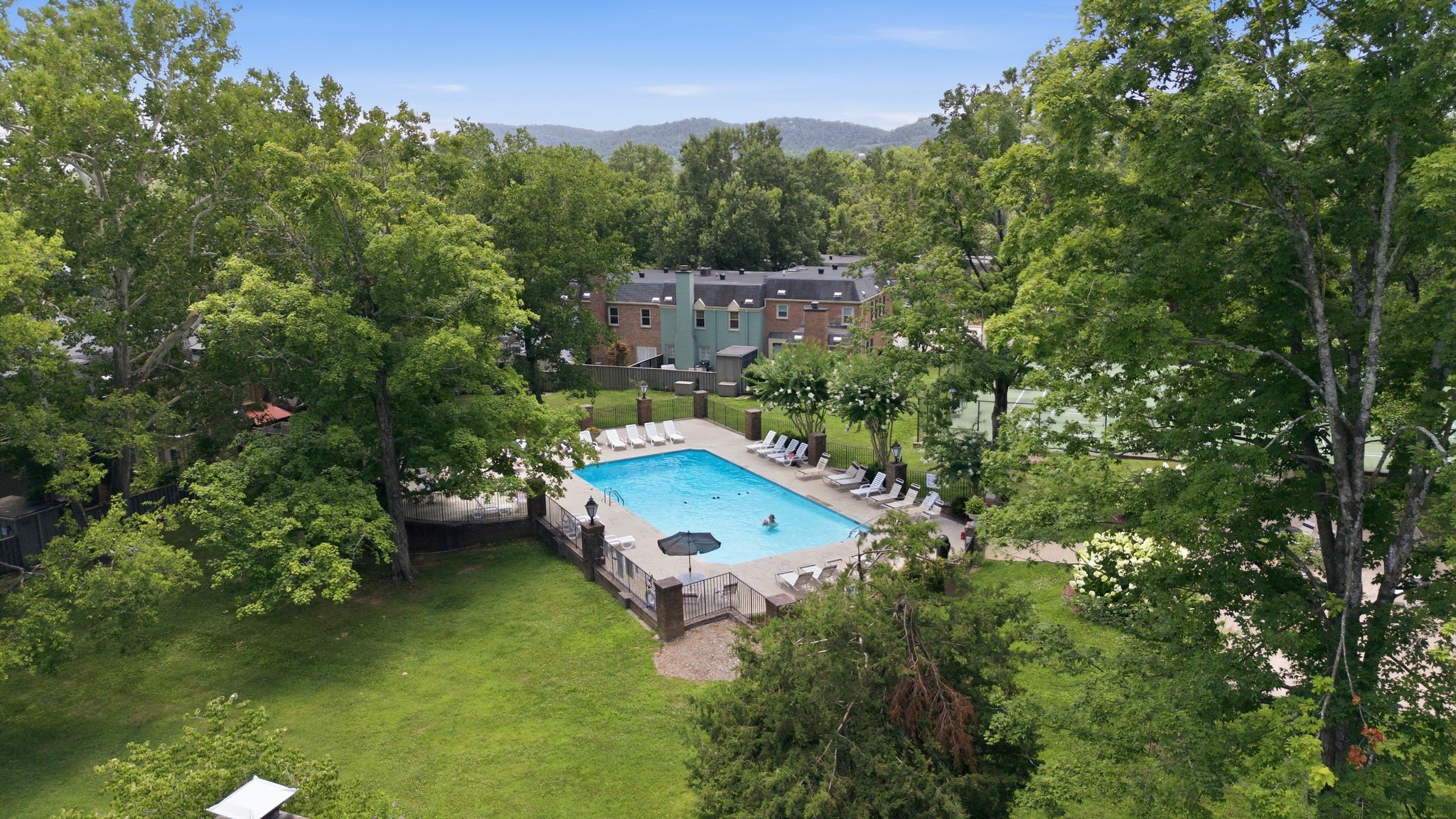4400 Belmont Park Ter Unit: 157